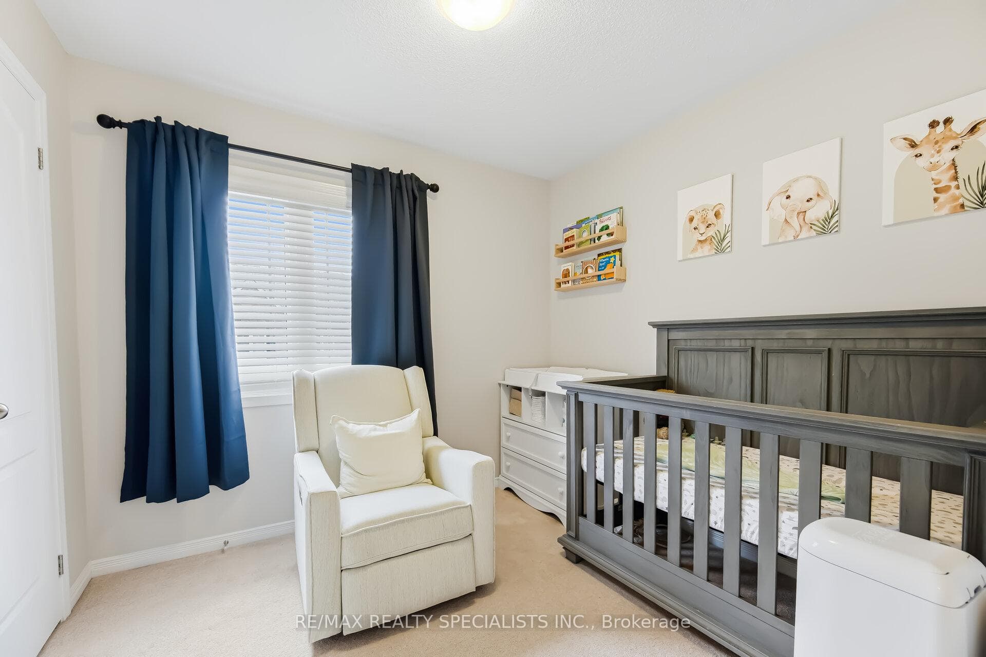 33 Birchfield Crescent - Townhouse photo 15 of 16 in Caledon, Ontario