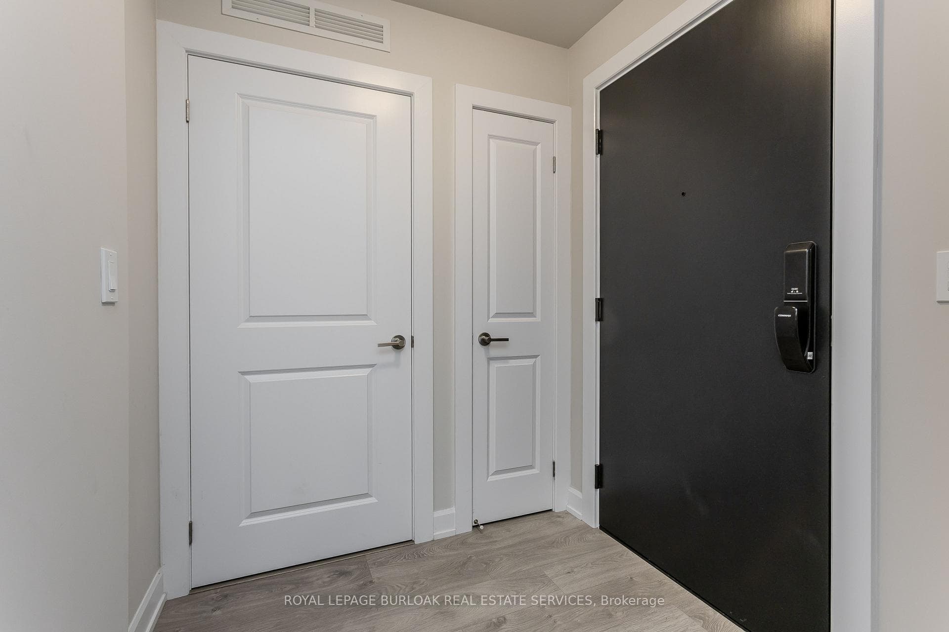 3200 William Coltson Avenue Unit 406 - Condo photo 12 of 27 in Oakville, Ontario