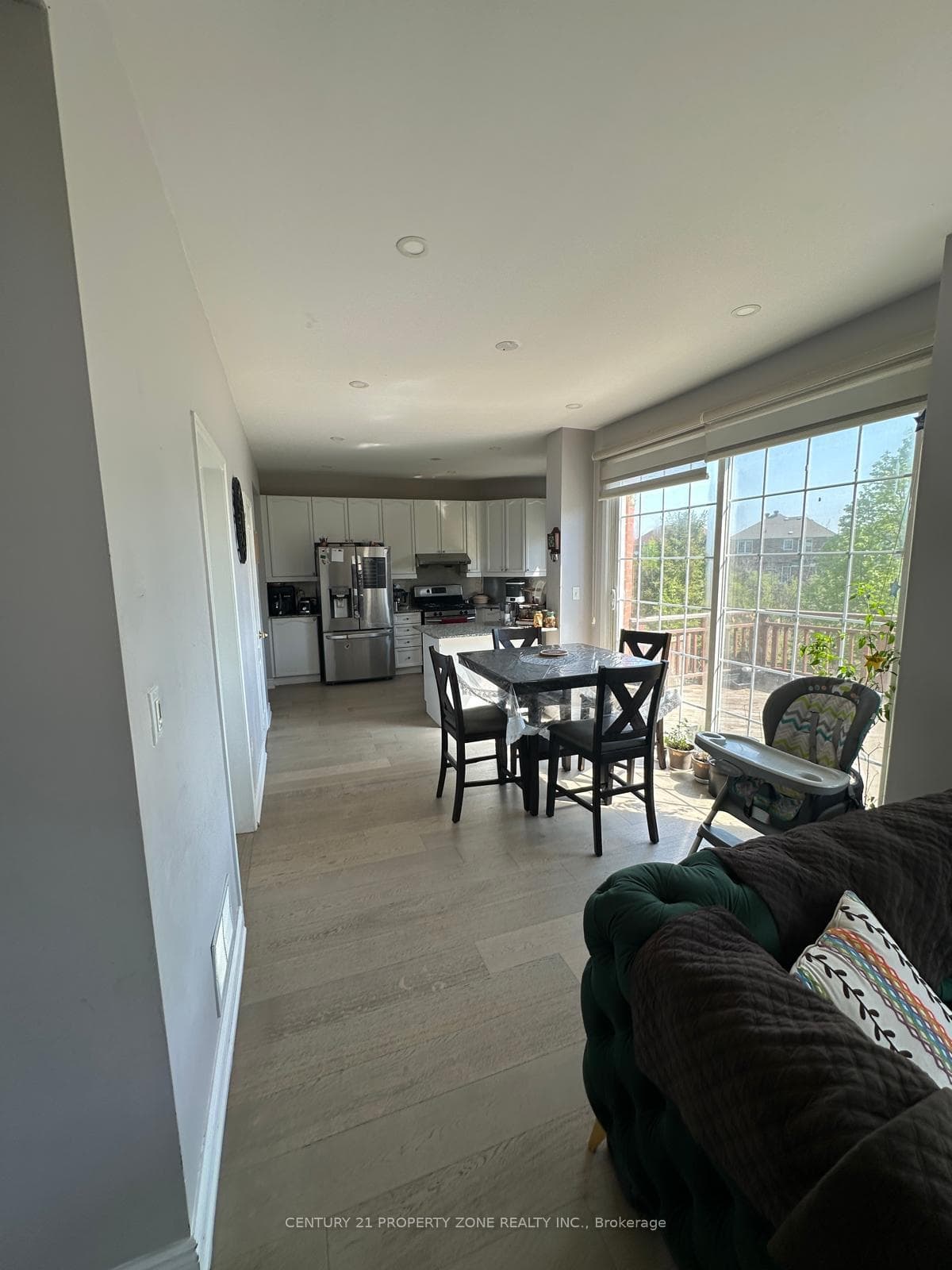 18 Mistybrook Crescent - Detached photo 4 of 22 in Brampton, Ontario