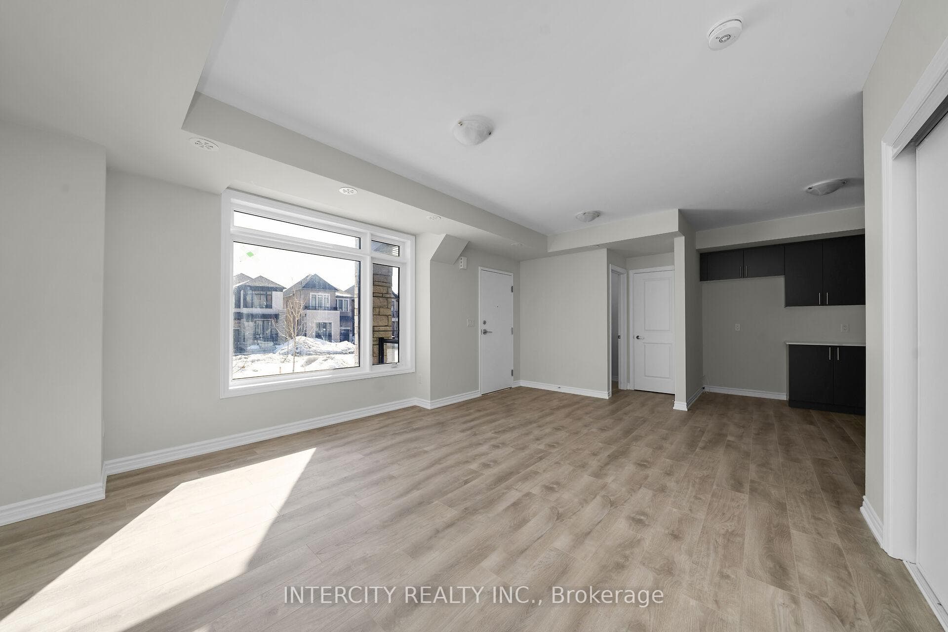 13 Vibrant Way Unit 37F - Condo photo 7 of 17 in Caledon, Ontario