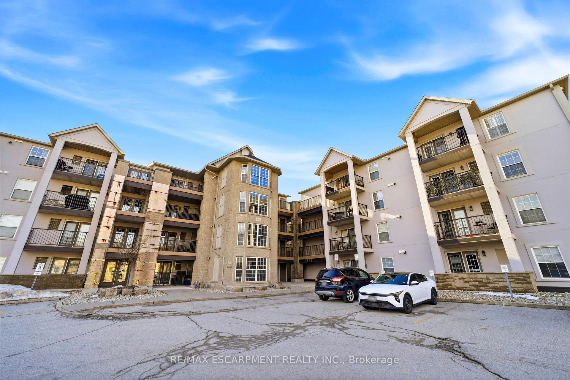 1411 Walkers Line Unit 308 - home for sale in Burlington, Ontario