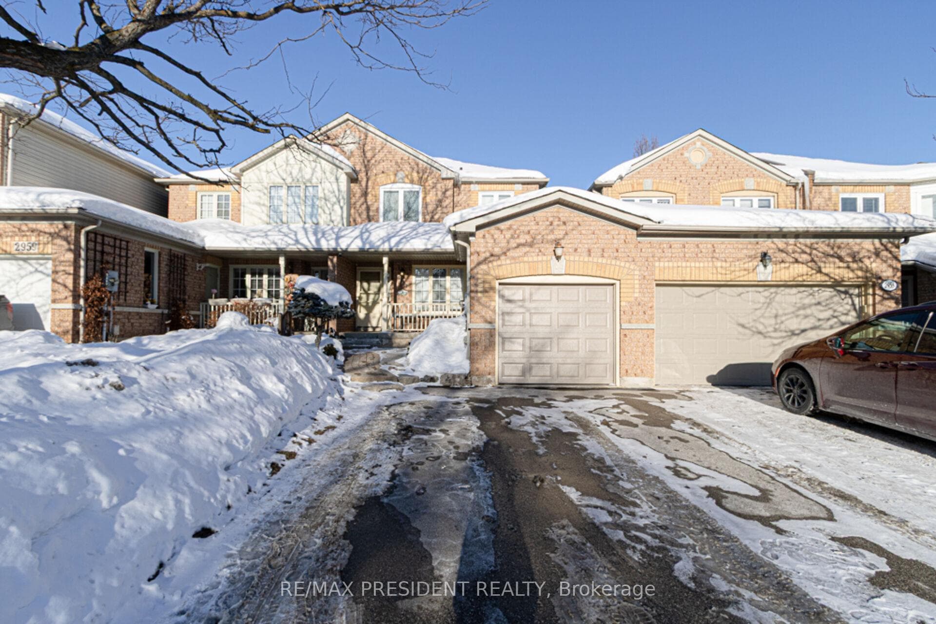 2957 Jackson Drive - home for sale in Burlington, Ontario