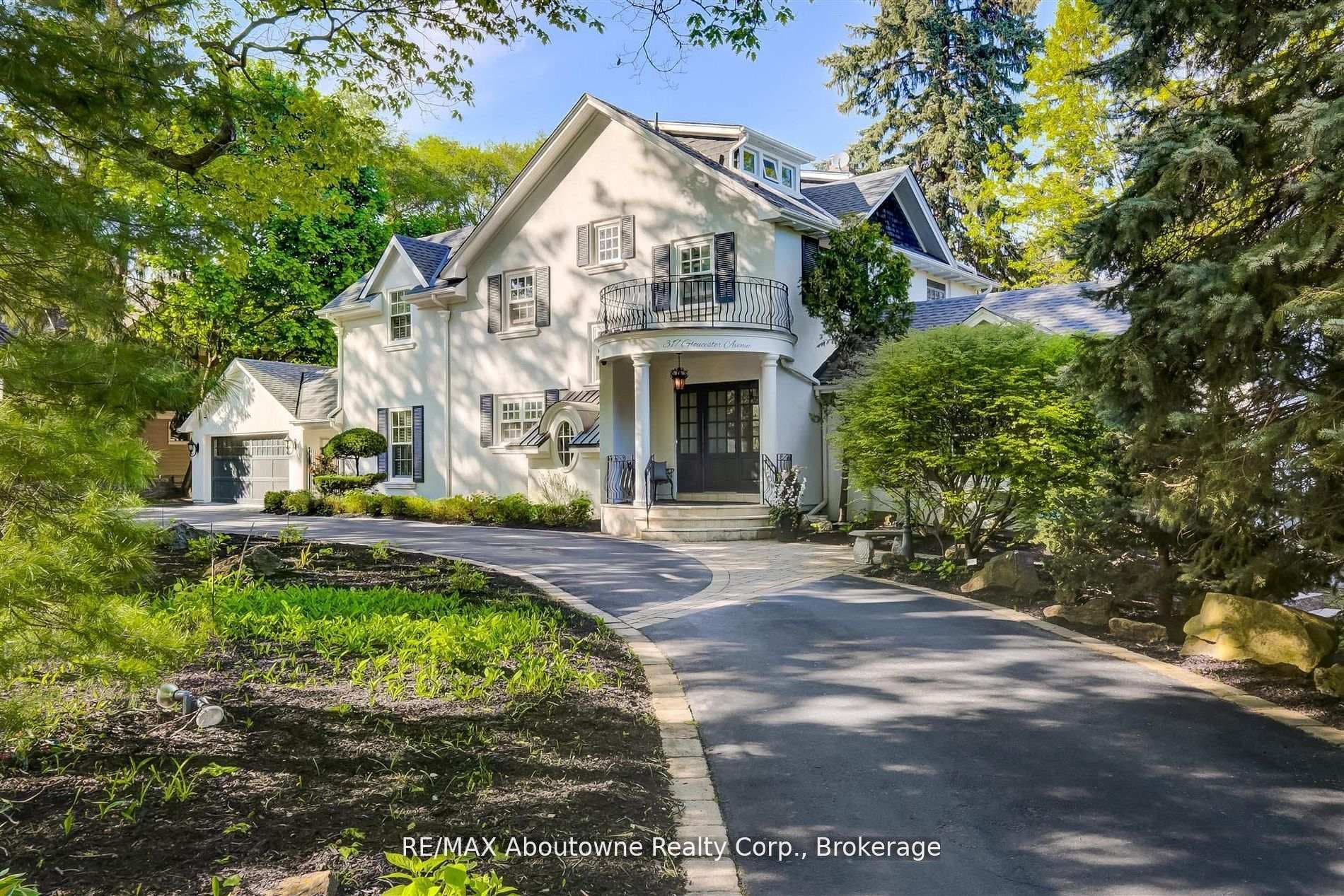 317 Gloucester Avenue - Detached photo 11 of 39 in Oakville, Ontario