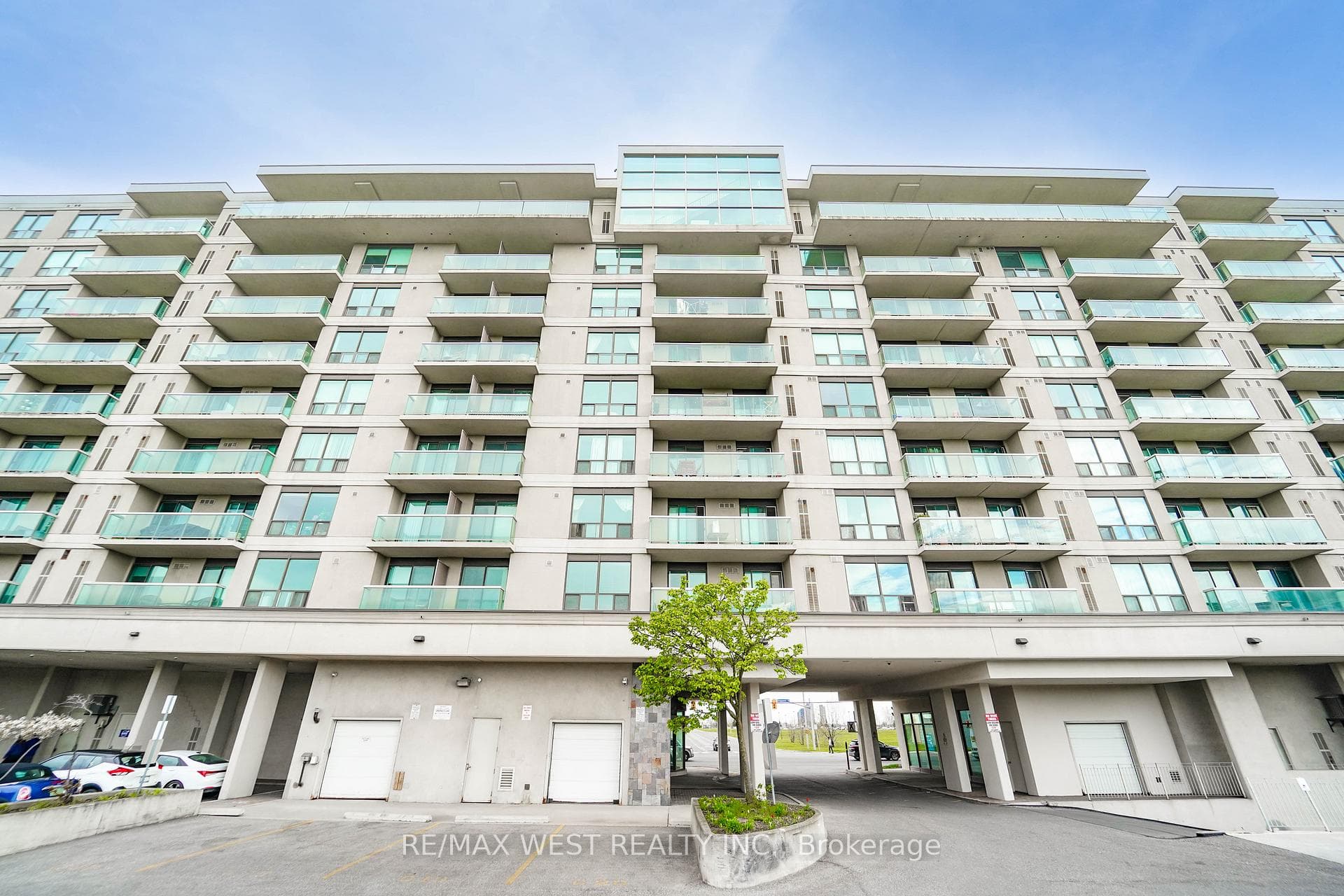 1030 Sheppard Avenue Unit 208 - home for sale in North York (Bathurst Manor / Clanton Park), Ontario