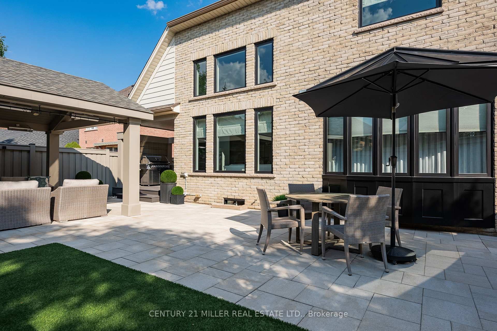 2201 Rochester Circle - Detached photo 38 of 47 in Oakville, Ontario