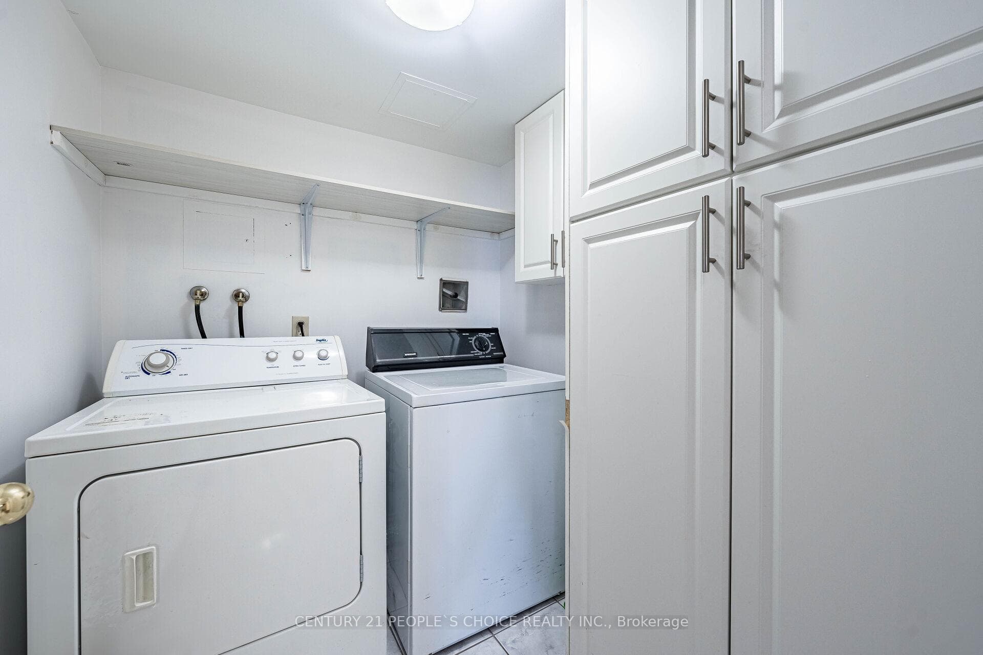 195 Wynford Drive Unit 1602 - Condo photo 28 of 37 in Flemingdon Park / Don Mills, Ontario