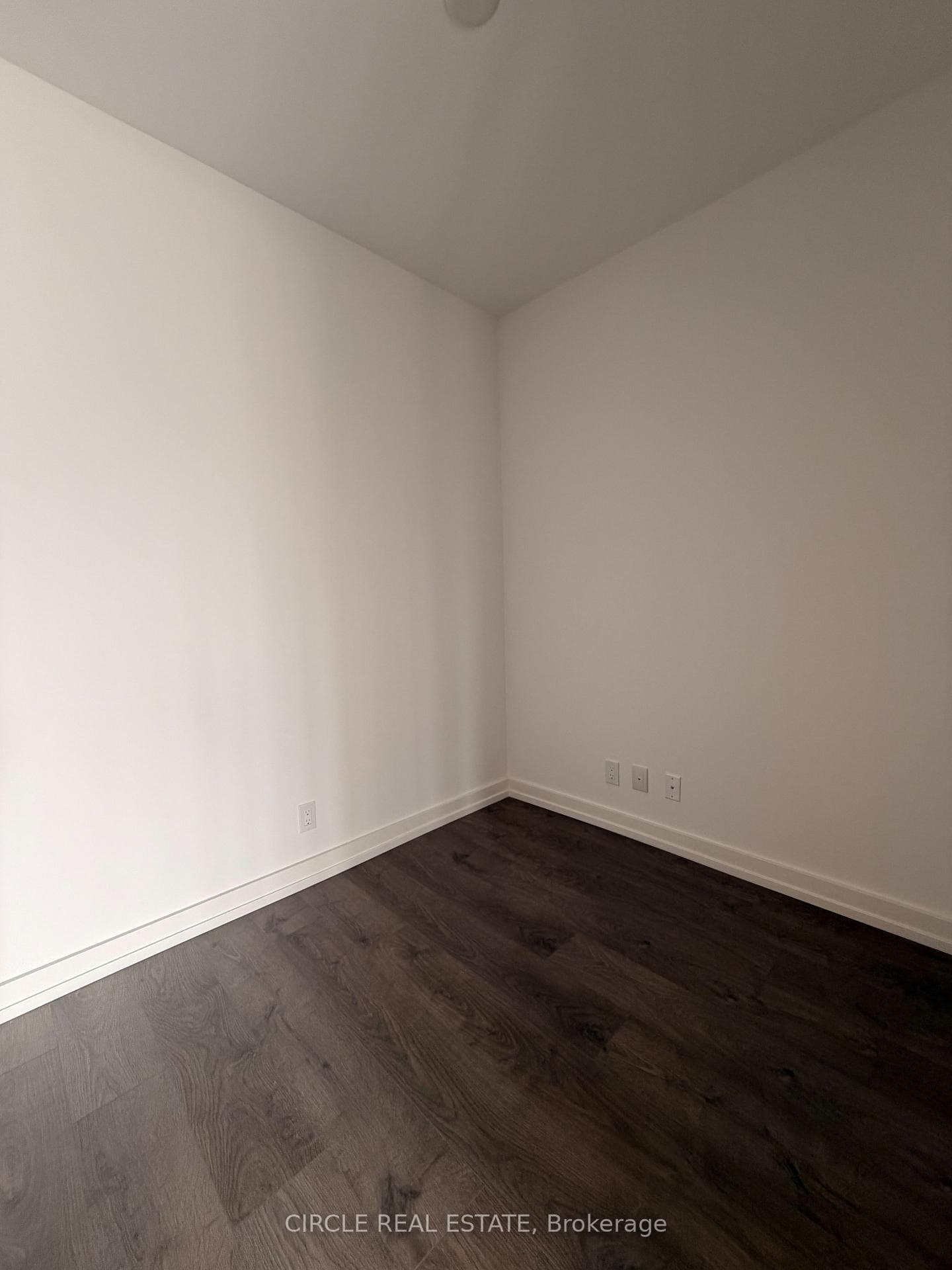 75 James Street Unit #718 - Condo photo 5 of 33 in Hamilton, Ontario