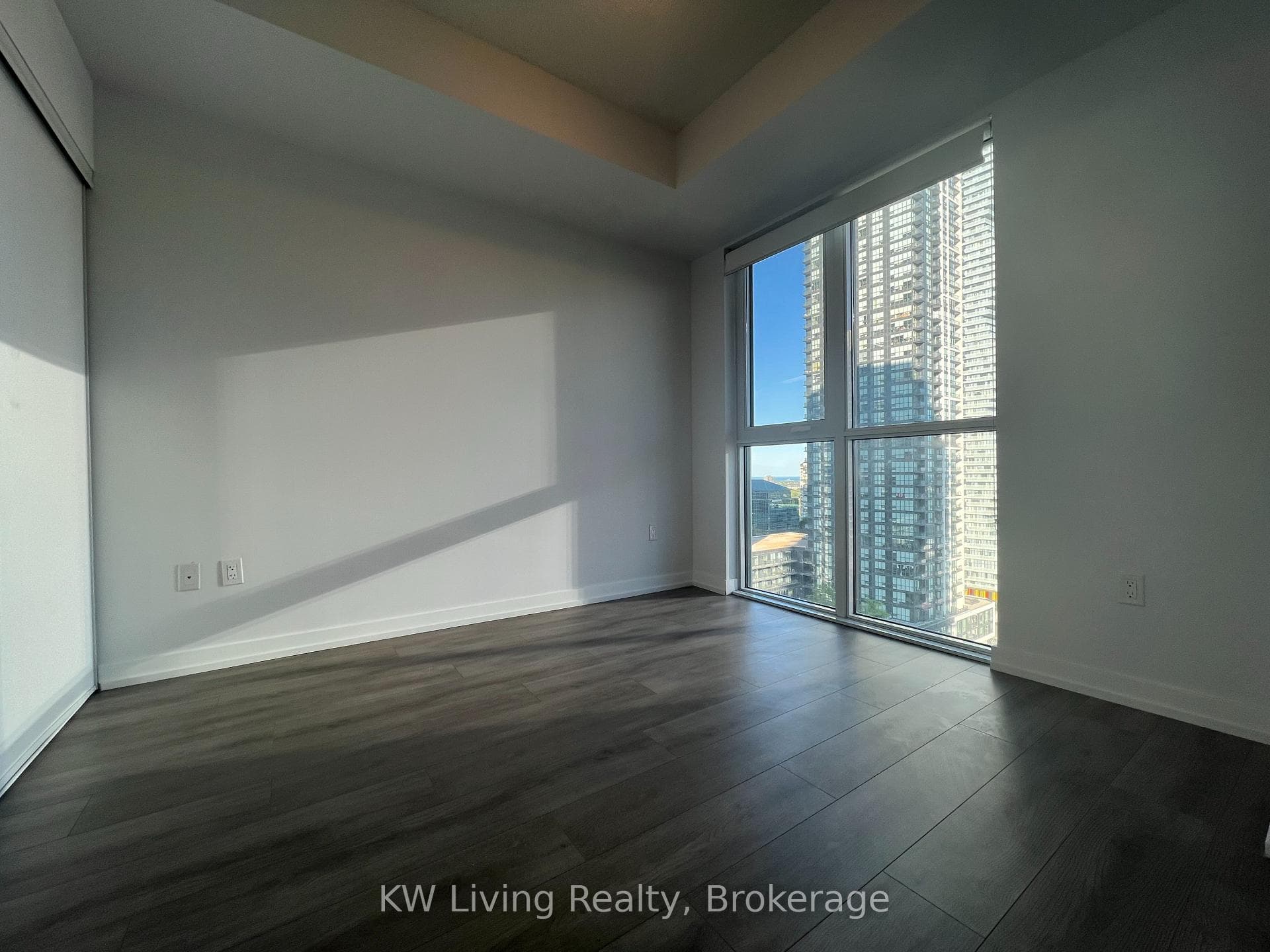 4055 Parkside Village Drive Unit 1719 - Condo photo 9 of 24 in Mississauga, Ontario