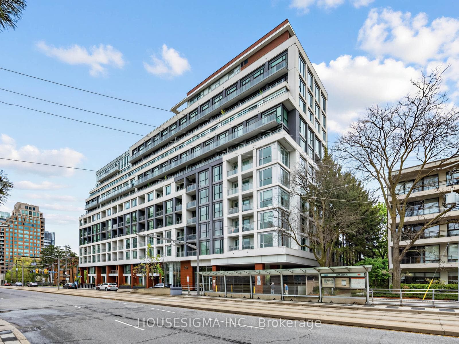 223 St.Clair Avenue Unit 306 - Condo photo 1 of 26 in Annex / Yorkville / Summerhill, Ontario