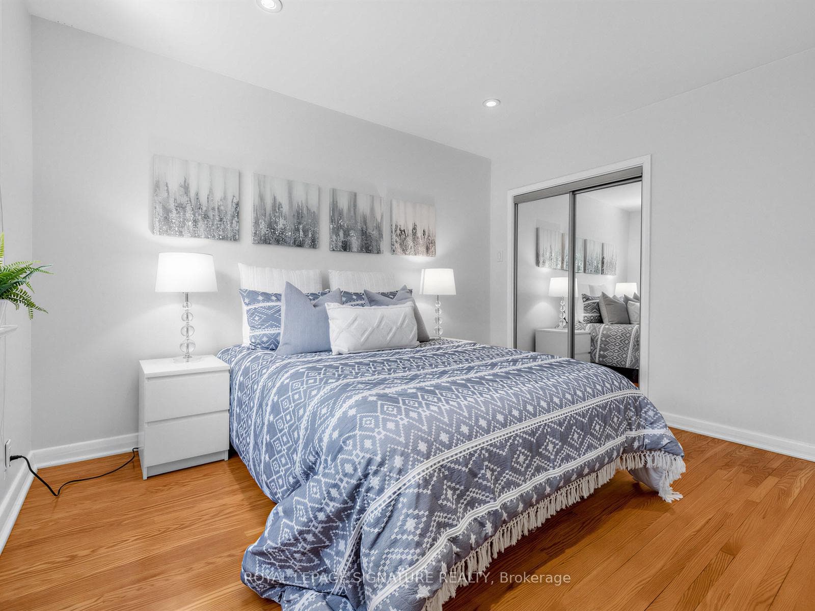 46 Plateau Crescent - Semi-Detached photo 21 of 50 in Don Mills / Parkwoods / Victoria Village, Ontario