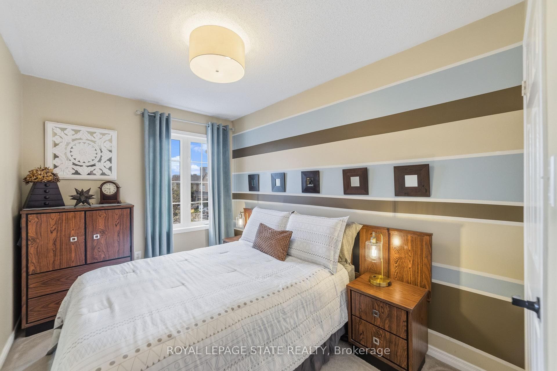 1795 Creek Way - Semi-Detached photo 21 of 38 in Burlington, Ontario