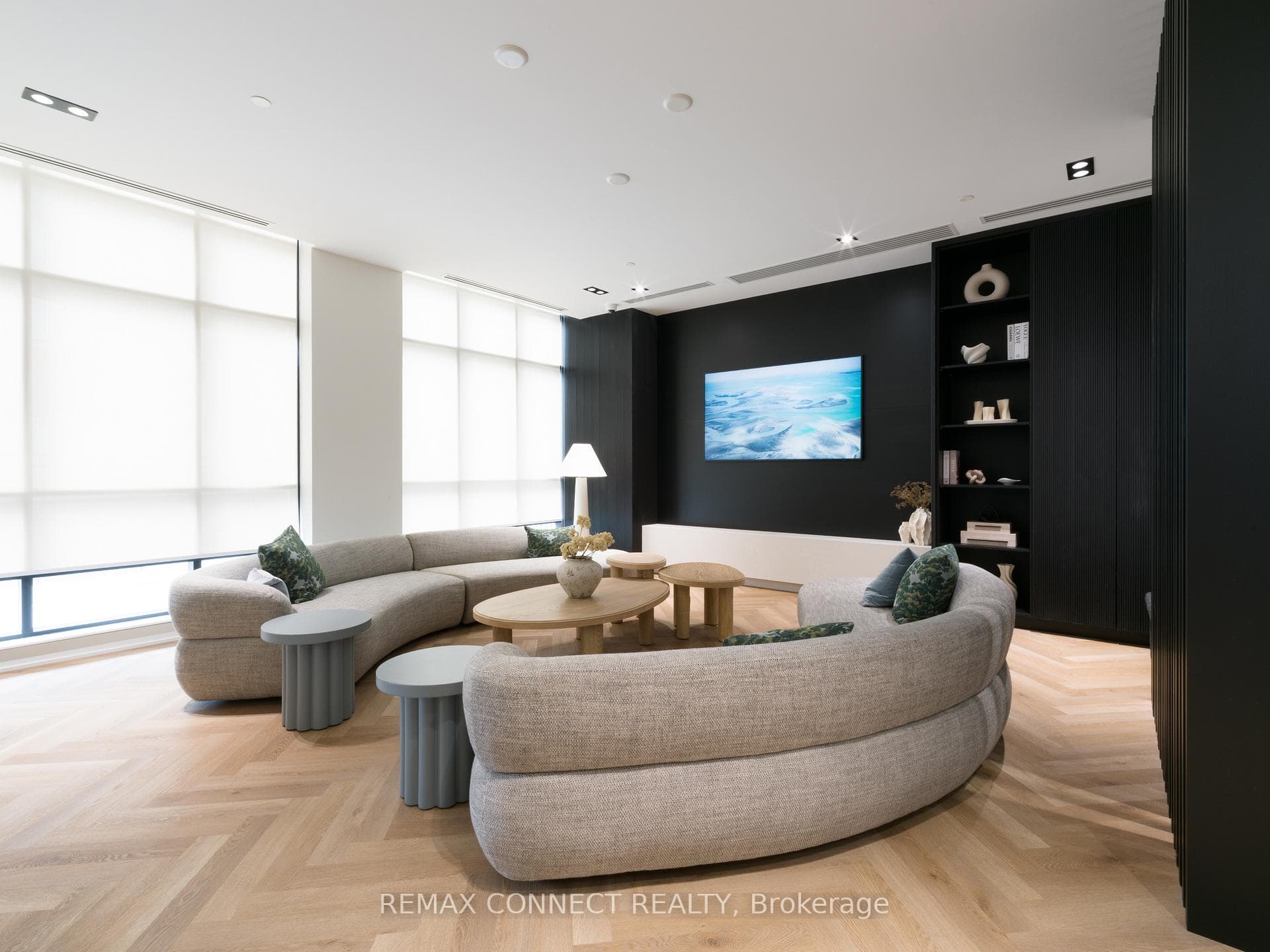 209 Steeles Avenue Unit 702 - Condo photo 11 of 12 in Brampton, Ontario