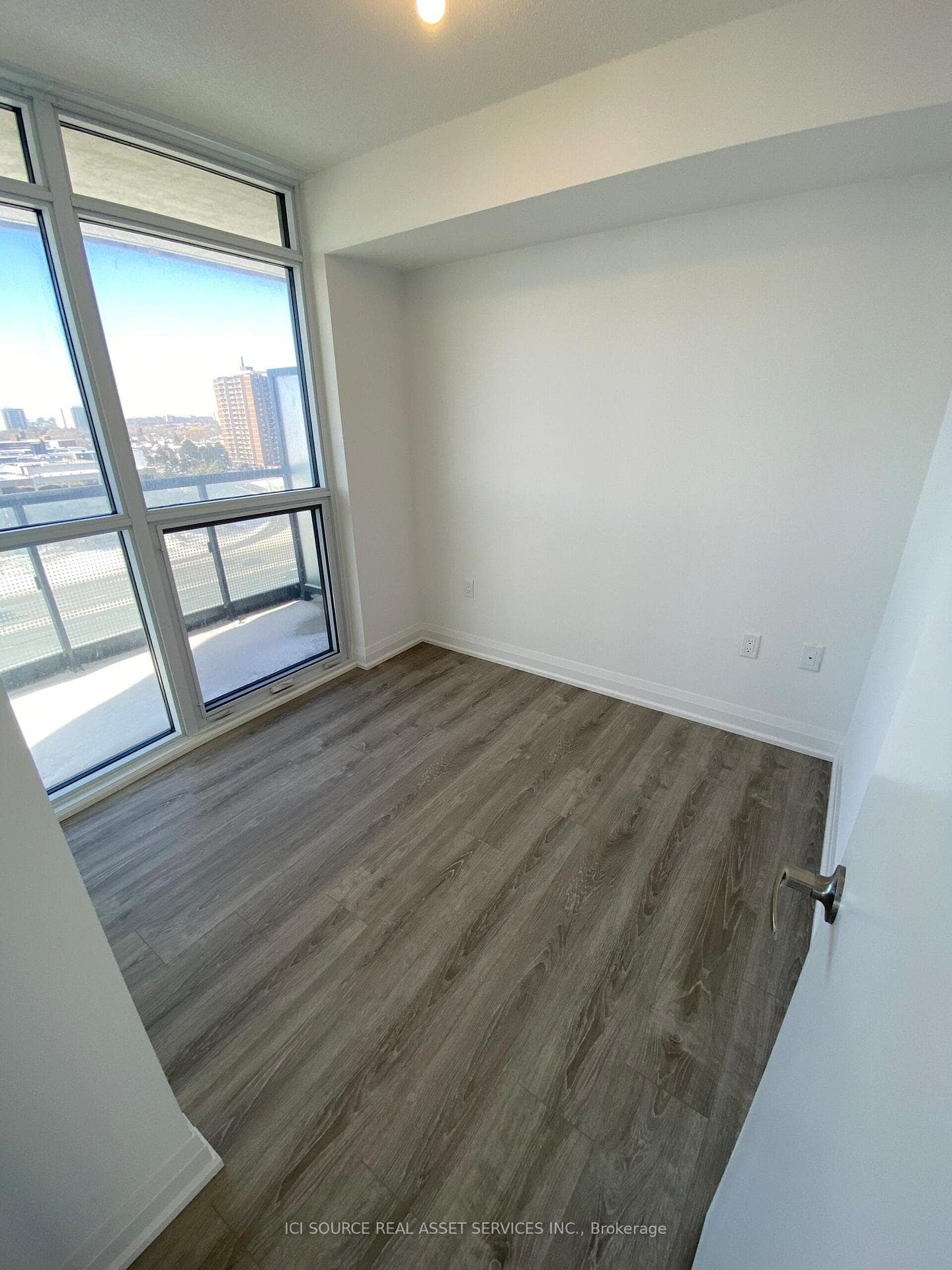 30 Gibbs Road Unit 1009 - Condo photo 16 of 23 in Etobicoke (Islington / Rexdale), Ontario