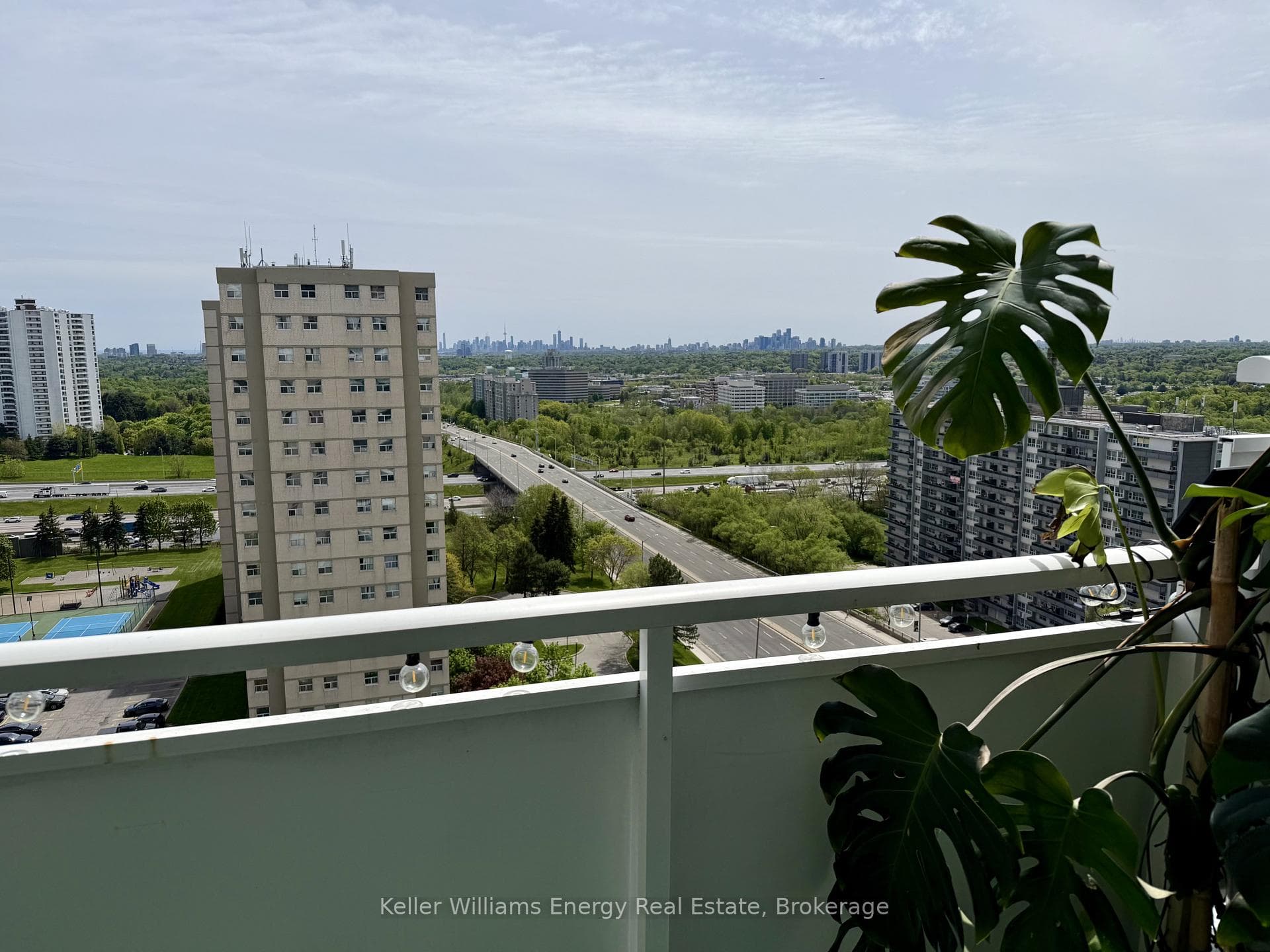 10 Parkway Forest Drive Unit 1603 - Condo photo 39 of 40 in Hillcrest Village / Bayview Village, Ontario