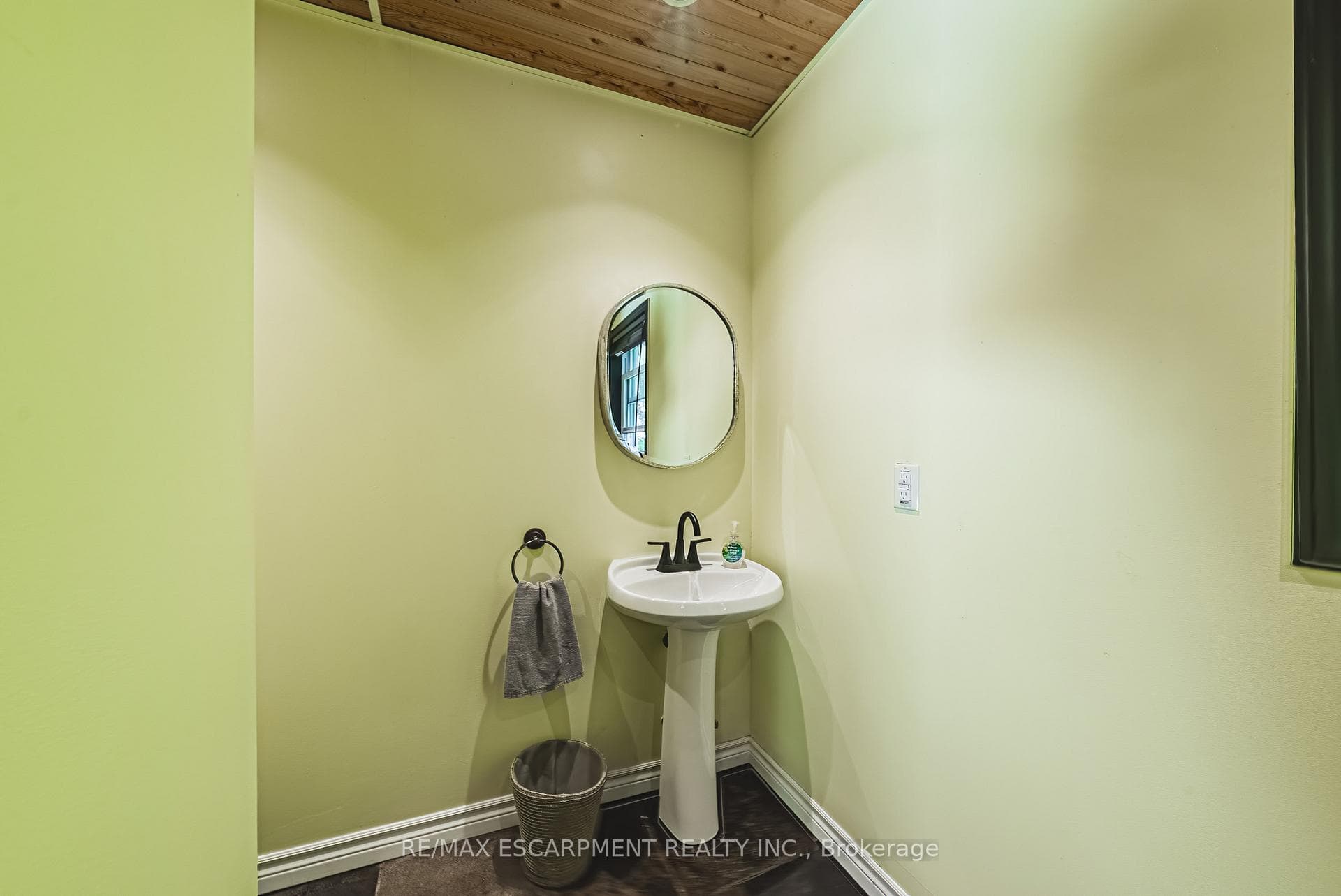 2178 Berwick Drive - Detached photo 46 of 50 in Burlington, Ontario