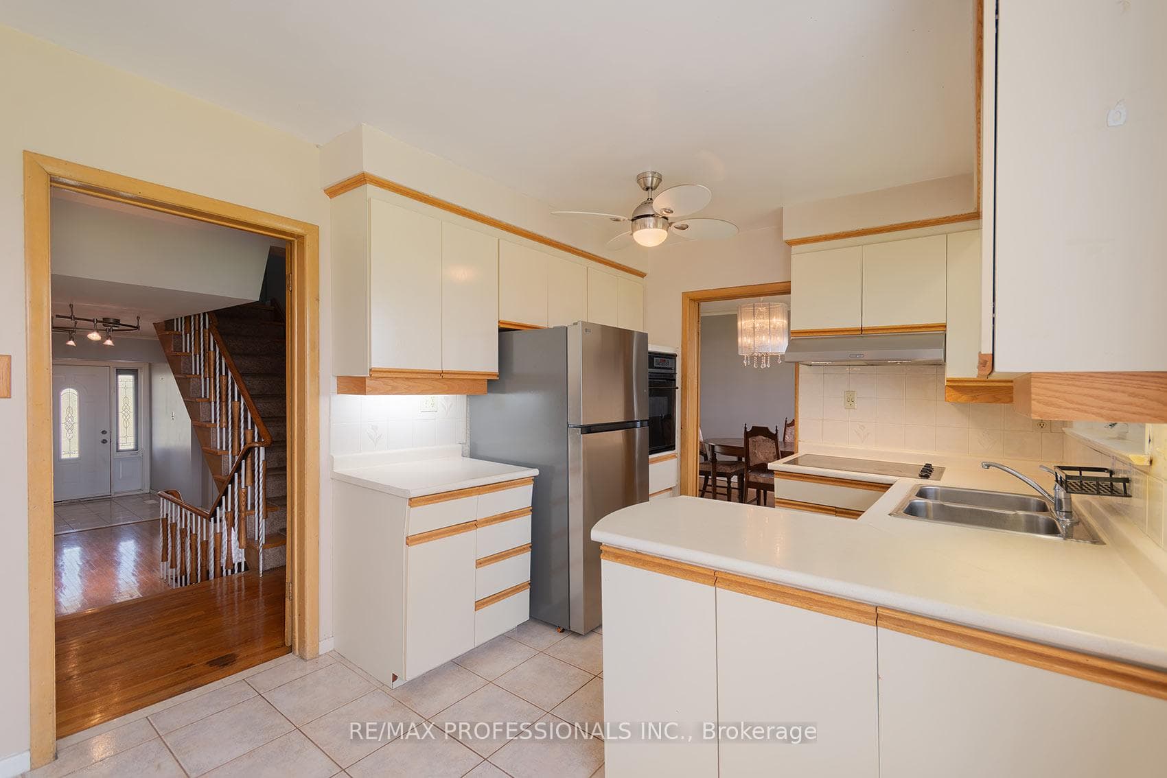315 Markland Drive - Detached photo 12 of 41 in Etobicoke (Islington / Rexdale), Ontario