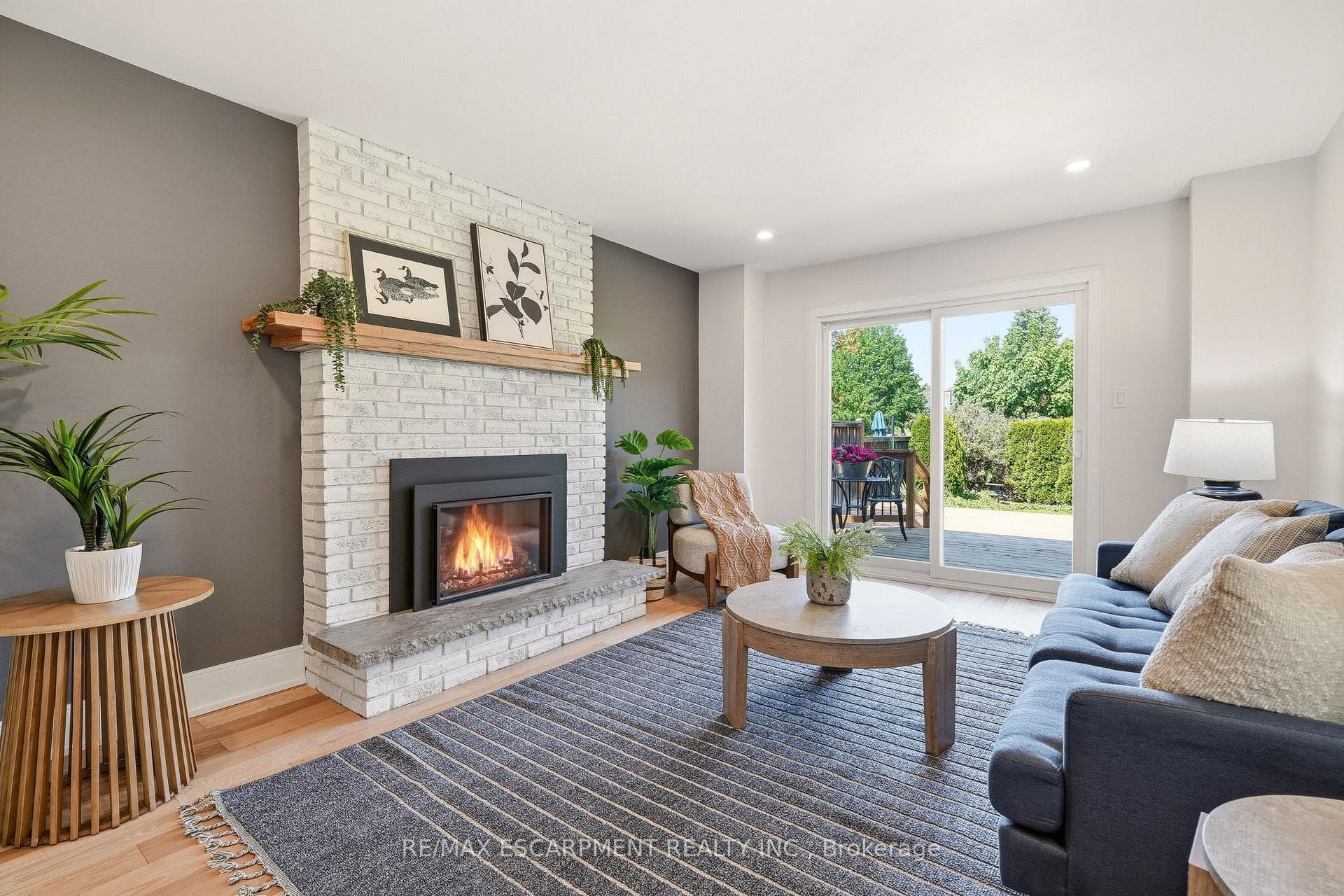 2347 Tweedsmuir Court - Detached photo 17 of 48 in Burlington, Ontario