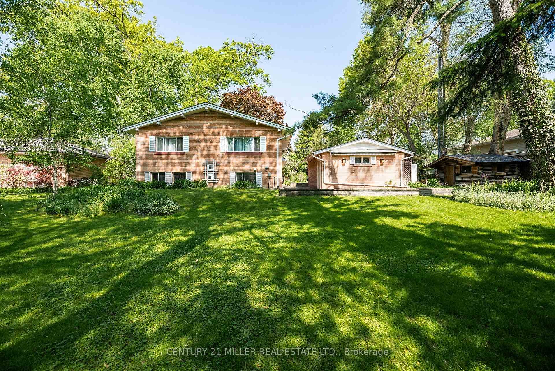 2048 Elmhurst Avenue - Detached photo 8 of 21 in Oakville, Ontario