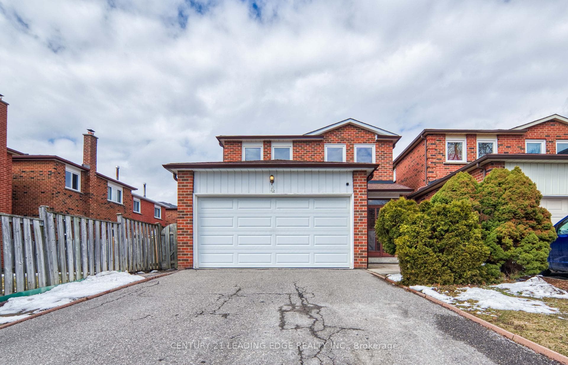 4 Treerun Avenue - Detached photo 2 of 38 in Scarborough Village / Eglinton East, Ontario