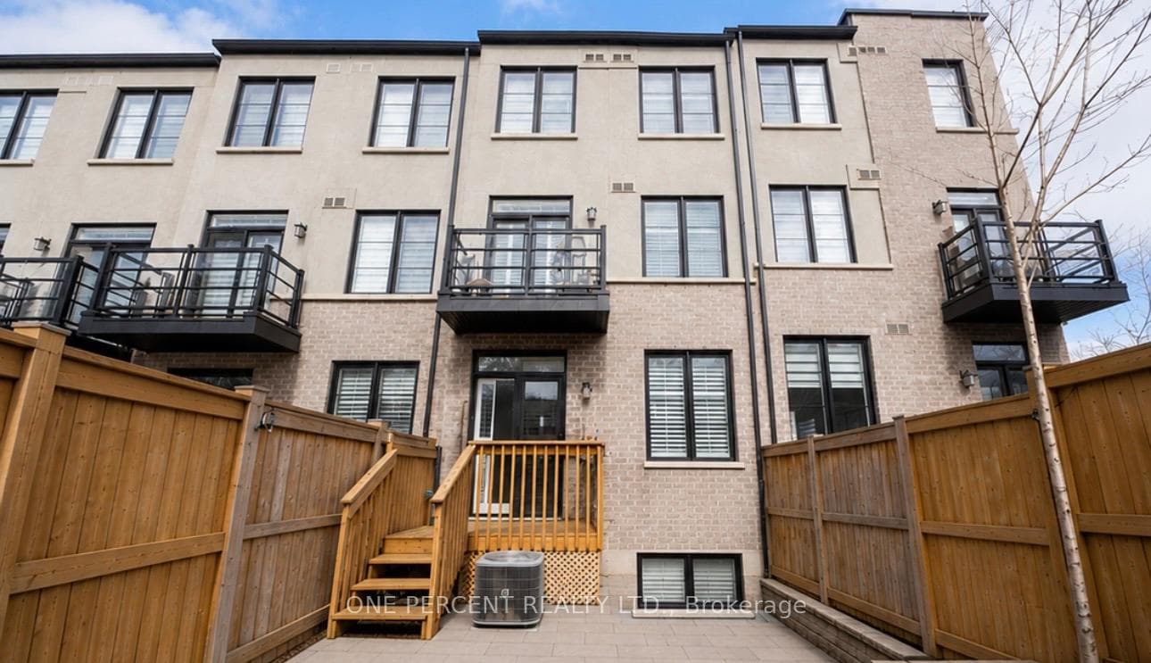656 Tupelo Court - Townhouse photo 45 of 45 in Mississauga, Ontario