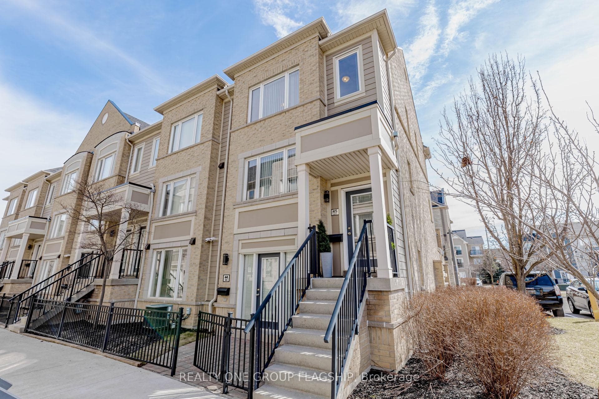 5035 Oscar Peterson Blvd Boulevard Unit 45 - Condo for sale in Erin Mills, Ontario