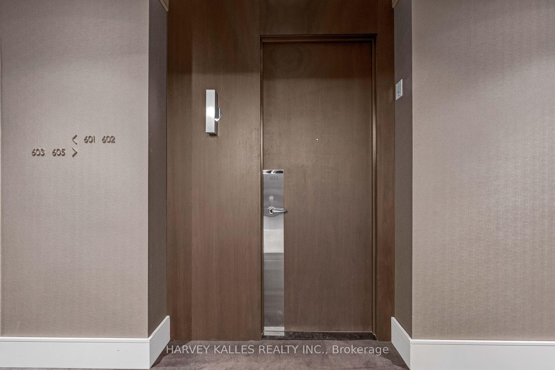 10 Bellair Street Unit 603 - Condo photo 2 of 38 in Annex / Yorkville / Summerhill, Ontario