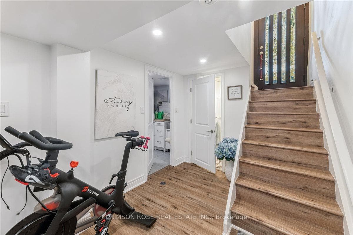 89 Holyrood Avenue - Detached photo 22 of 34 in Oakville, Ontario