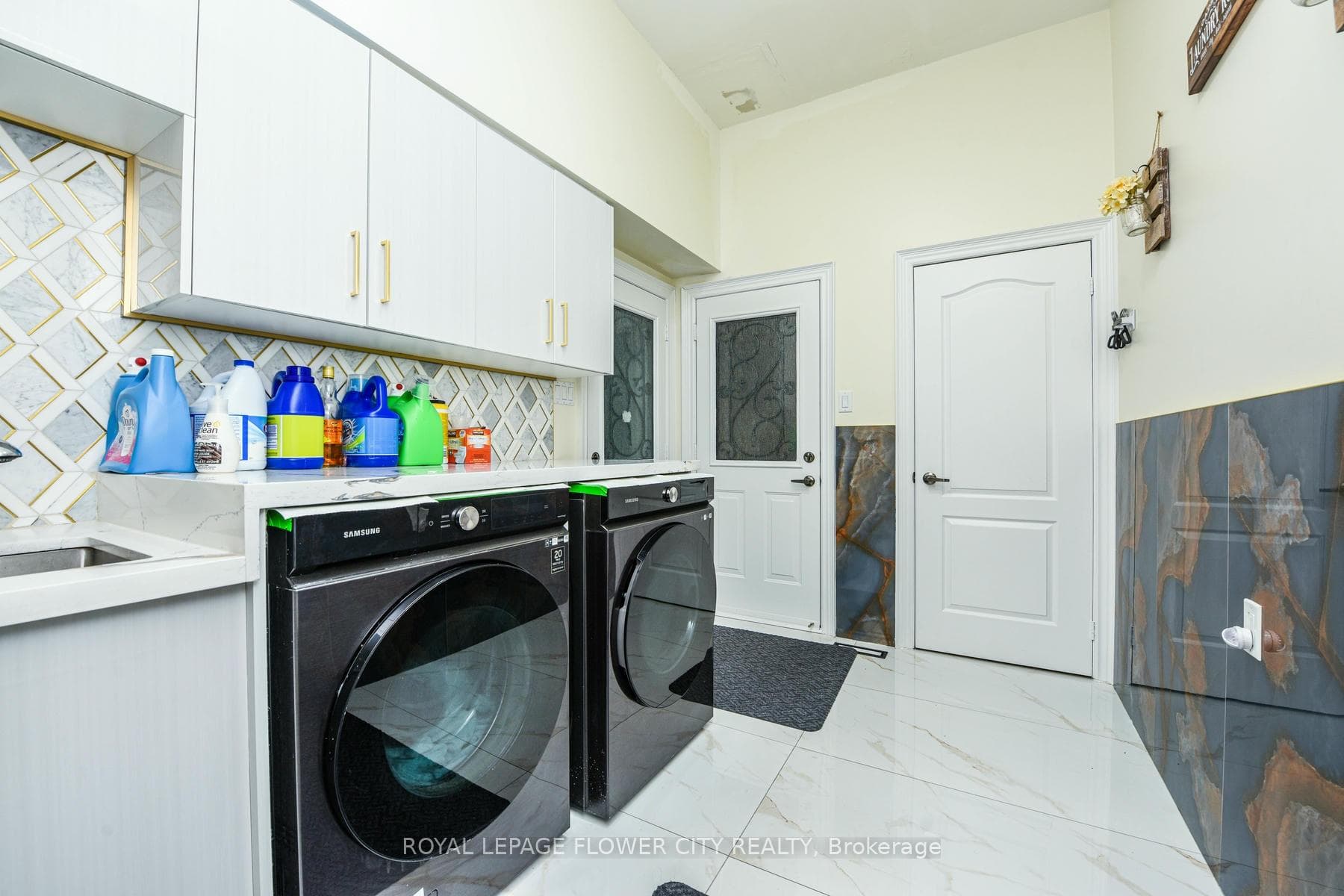 22 Wintersnow Court - Detached photo 27 of 50 in Brampton, Ontario