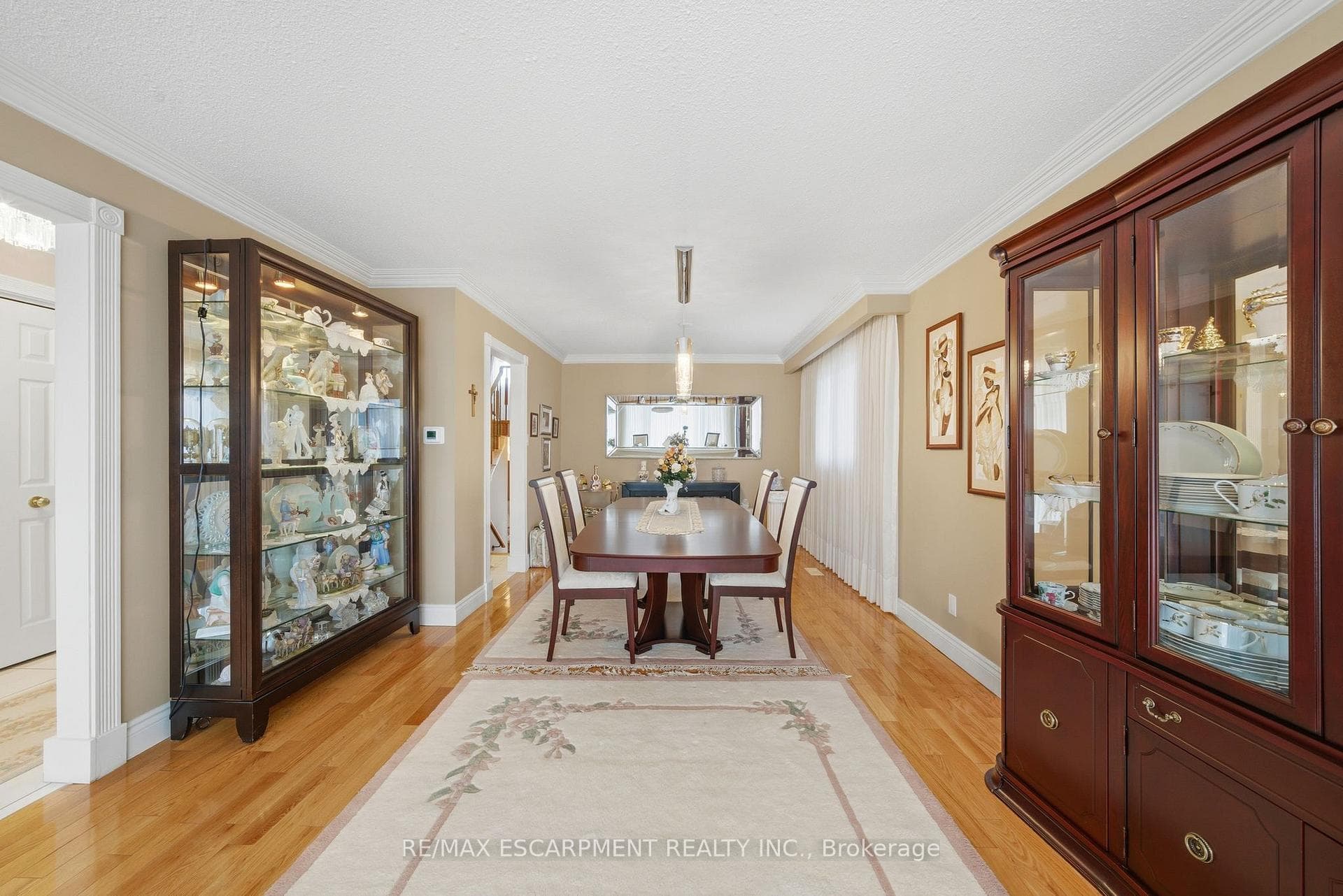 1149 Dowland Crescent - Detached photo 8 of 50 in Burlington, Ontario