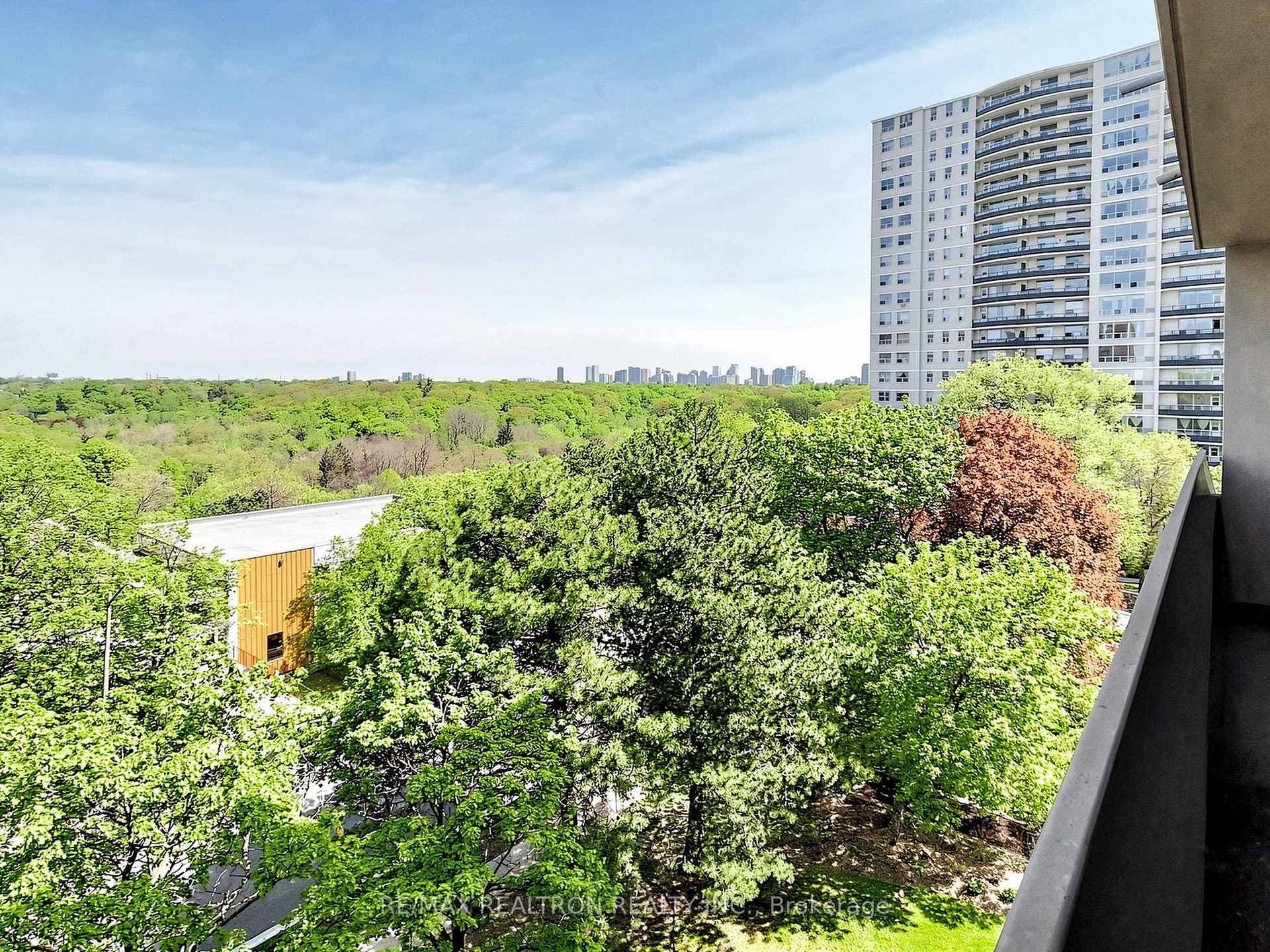 100 Canyon Avenue Unit 608 - Condo photo 6 of 44 in North York (Bathurst Manor / Clanton Park), Ontario