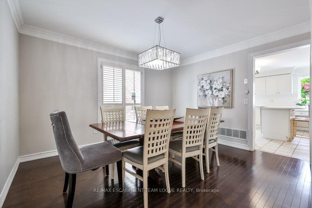 145 Westchester Road - Detached photo 11 of 50 in Oakville, Ontario