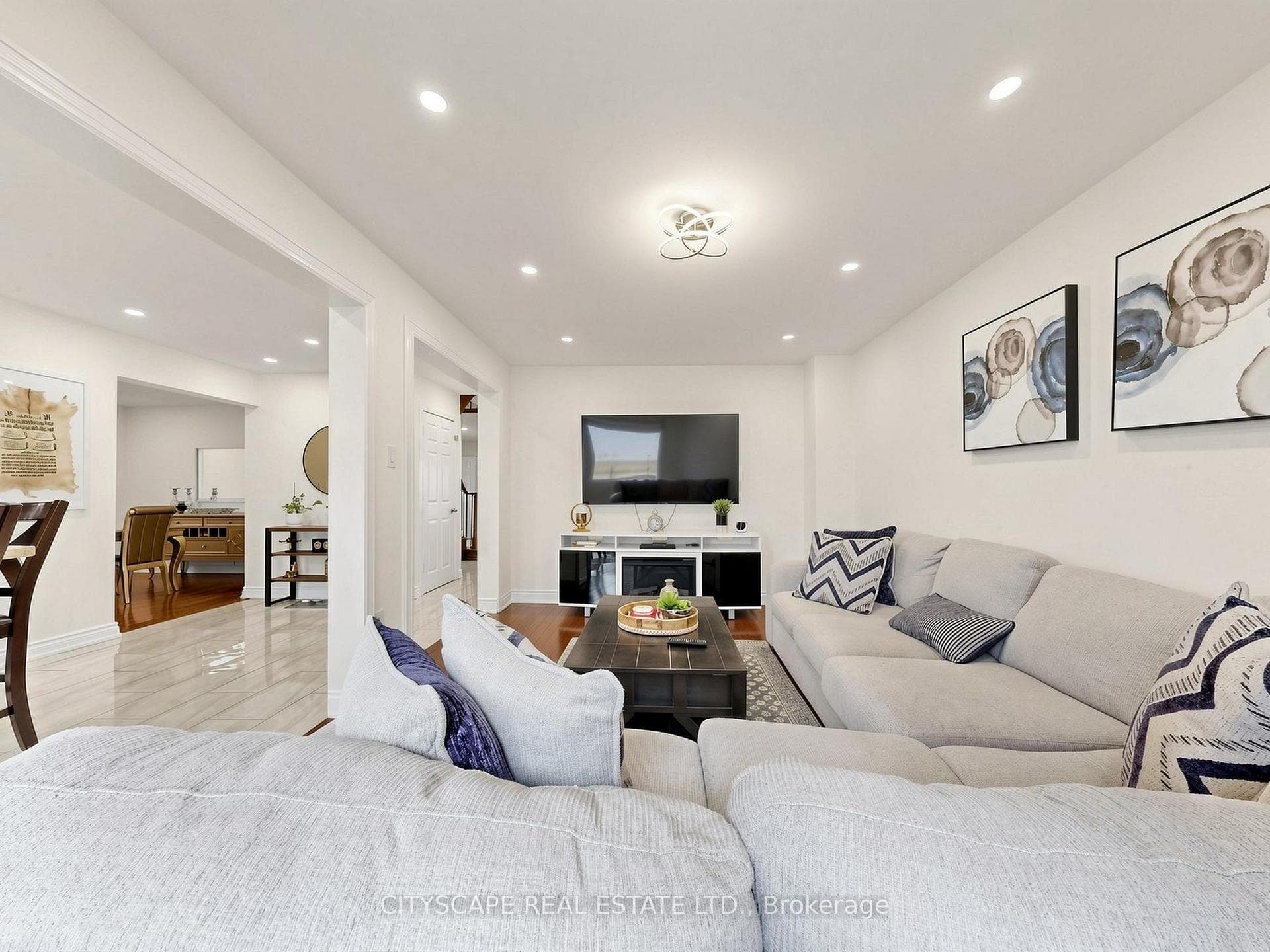 5534 River Grove Avenue - Detached photo 6 of 36 in Mississauga, Ontario