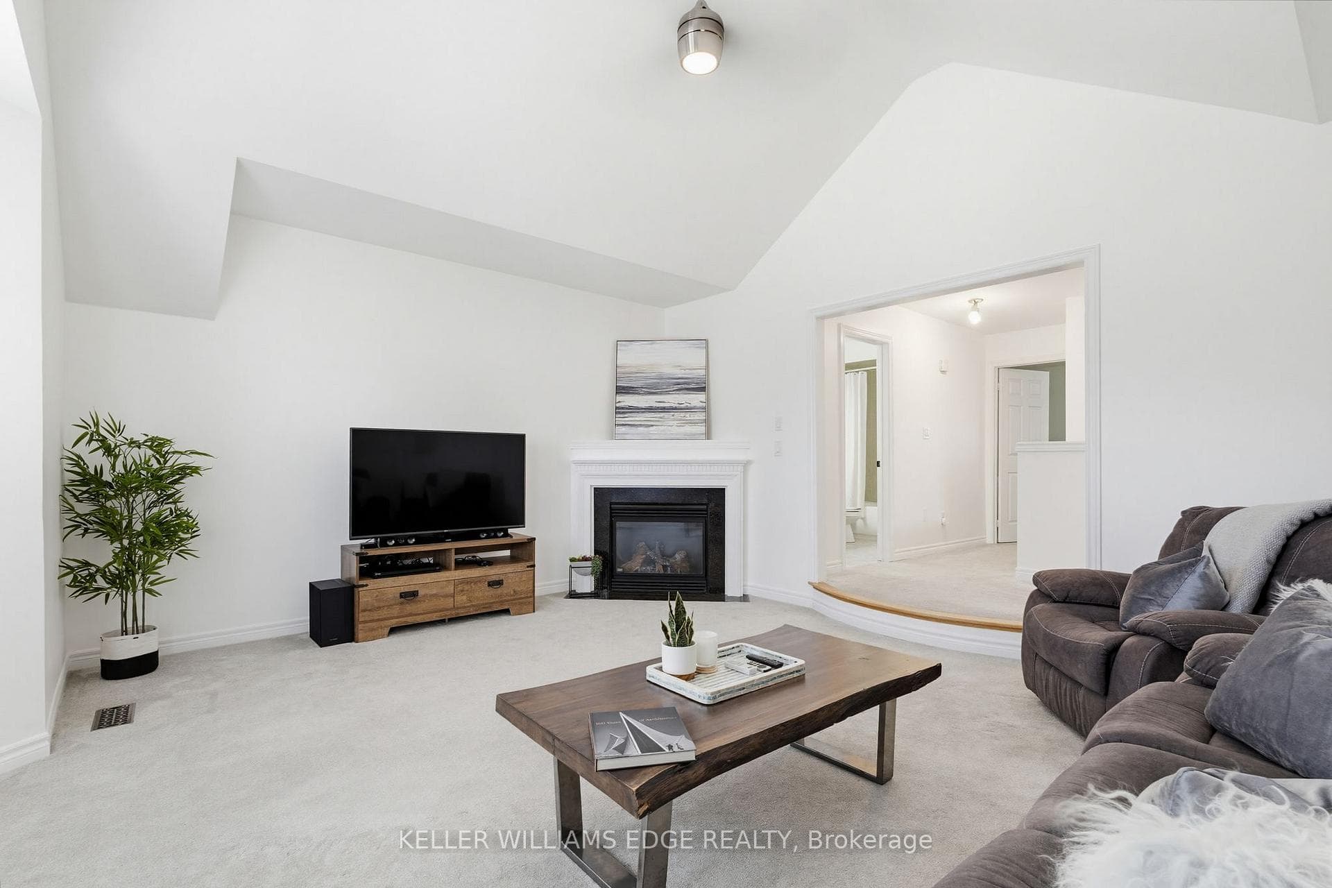 5398 Langford Road - Detached photo 25 of 40 in Burlington, Ontario