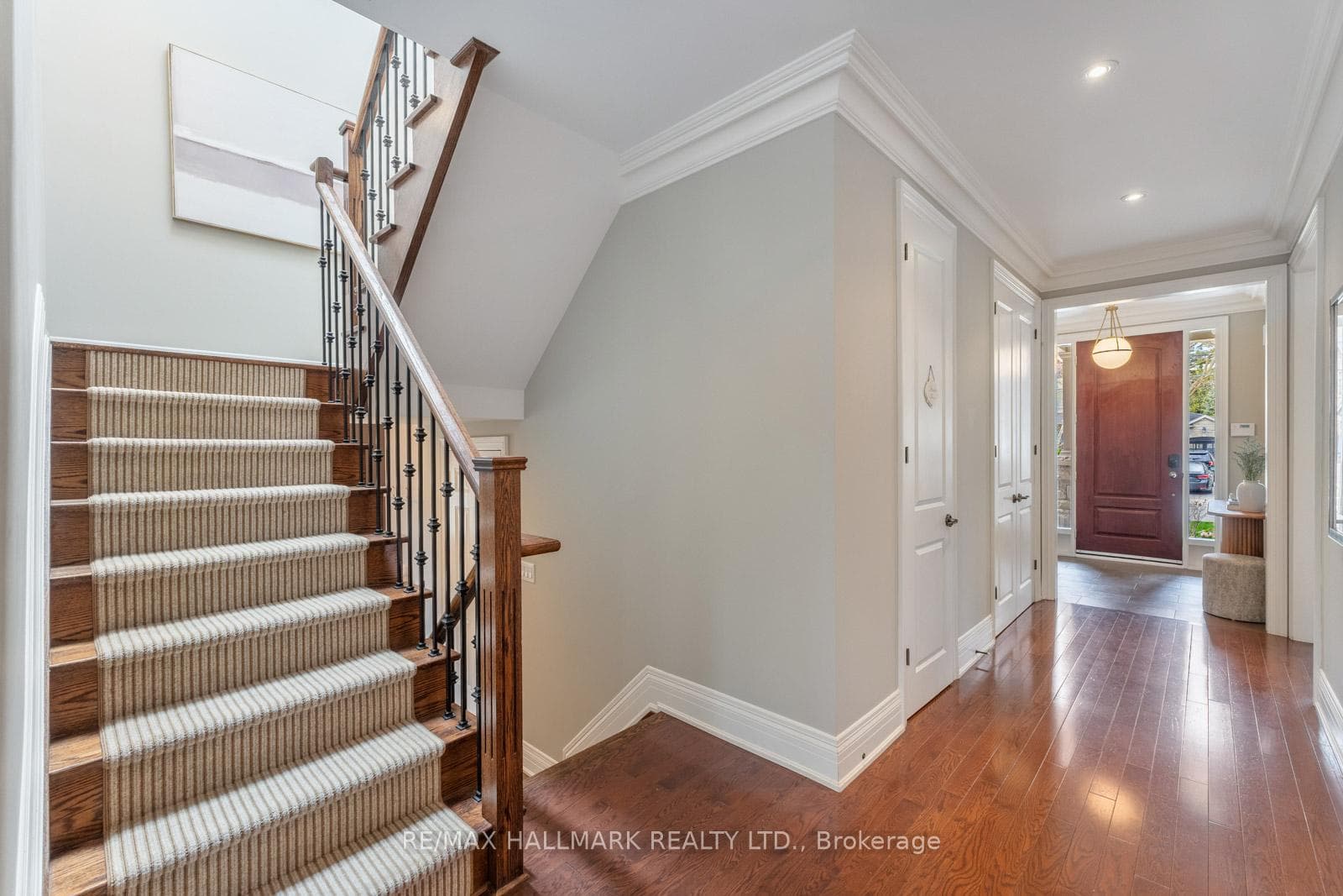 15 Birchcliff Avenue - Detached photo 16 of 49 in Birch Cliff / Cliffside, Ontario