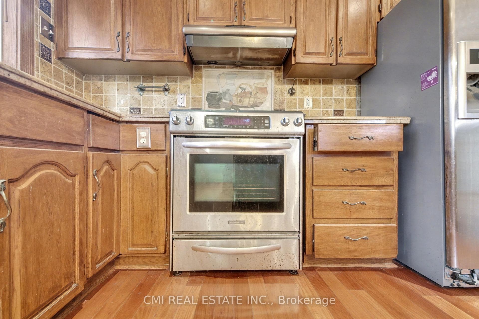 460 Martin Grove Road - Detached photo 10 of 38 in Etobicoke (Islington / Rexdale), Ontario