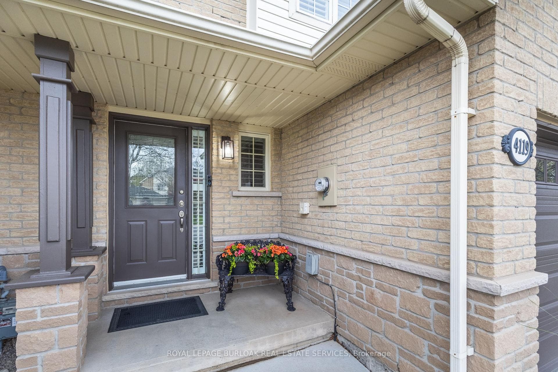 4119 Foxwood Drive - Townhouse photo 5 of 45 in Burlington, Ontario