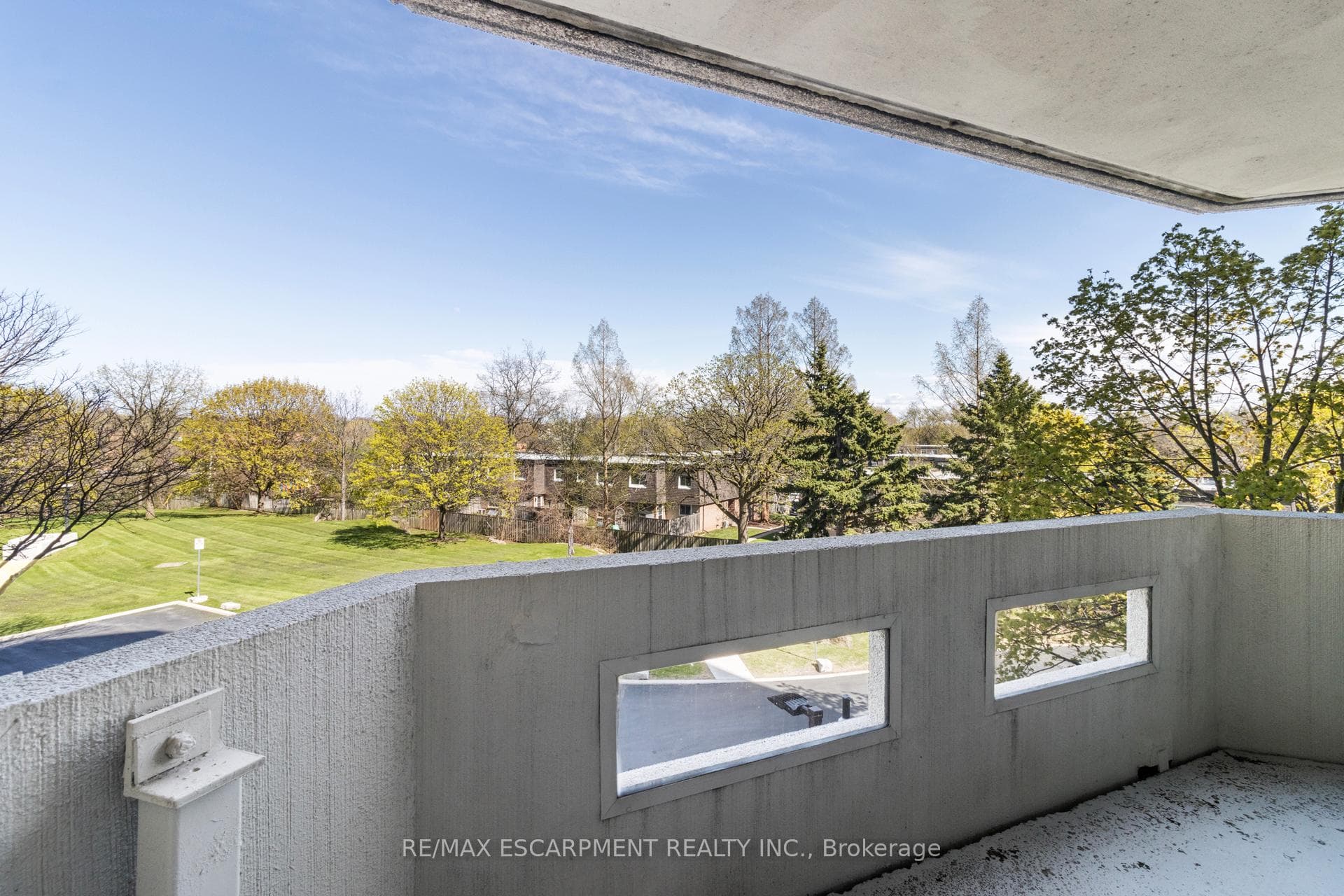 5070 Pinedale Avenue Unit 302 - Condo photo 24 of 36 in Burlington, Ontario
