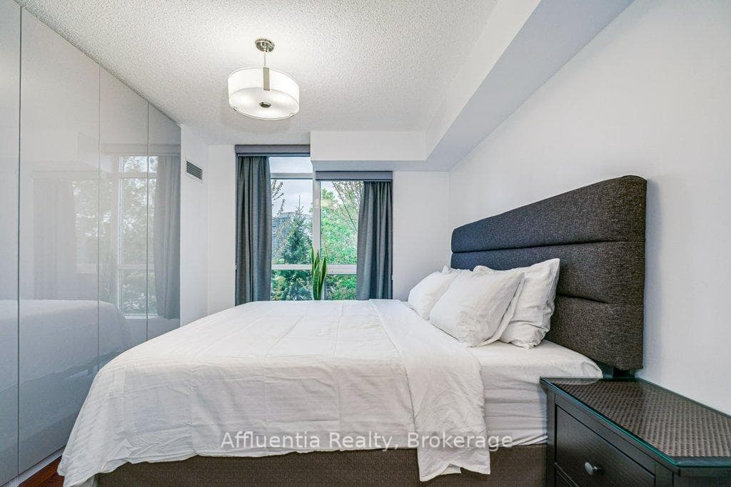 120 Dallimore Circle Unit 408 - Condo photo 17 of 38 in Don Mills / Parkwoods / Victoria Village, Ontario
