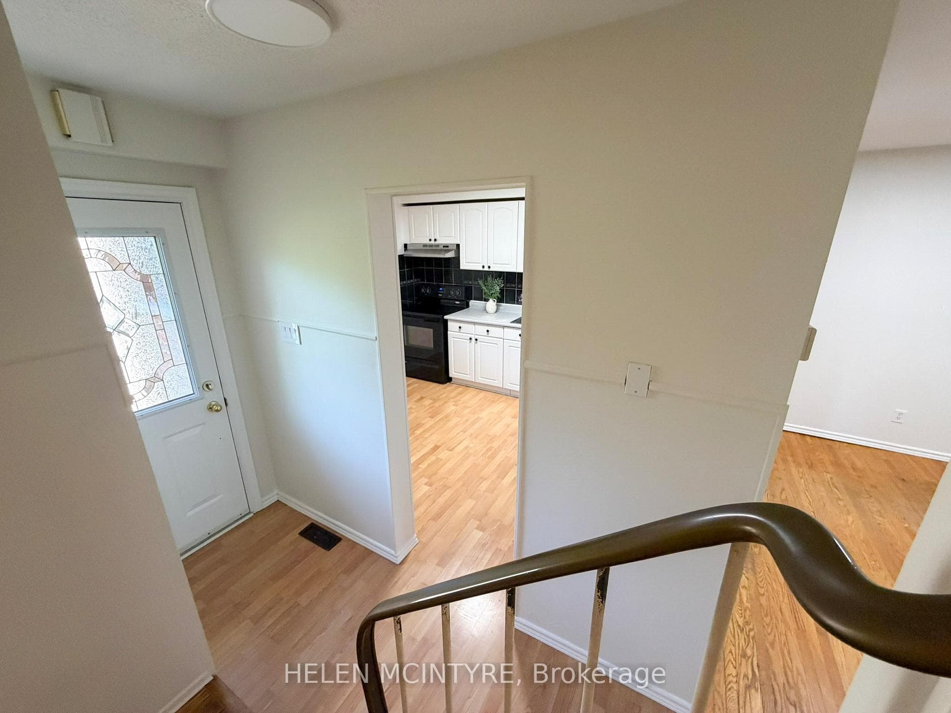 140 Ripley Court Unit 4 - Townhouse photo 39 of 47 in Oakville, Ontario