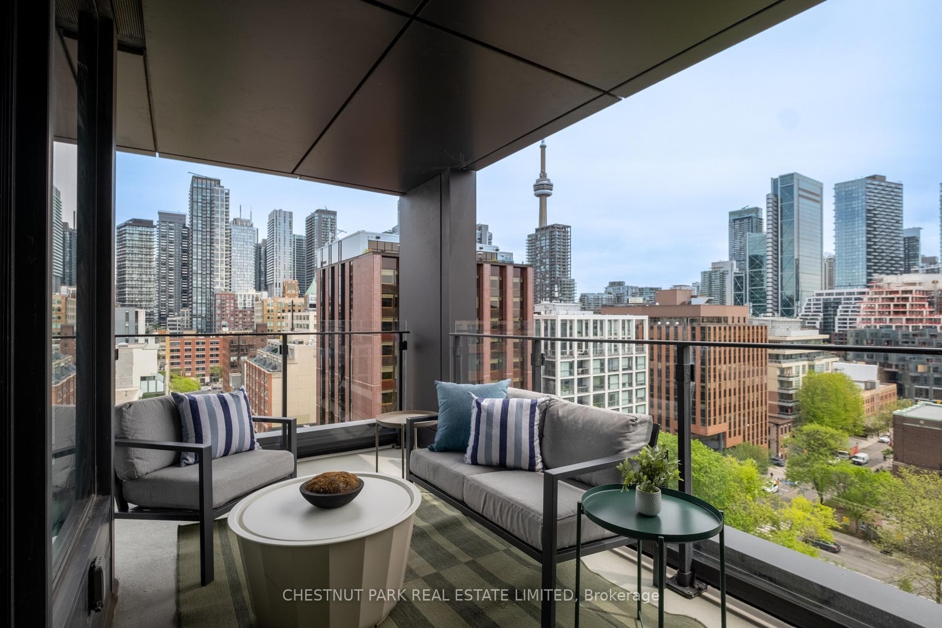 505 Richmond Street Unit 926 - Condo photo 22 of 33 in Downtown Toronto / Waterfront, Ontario