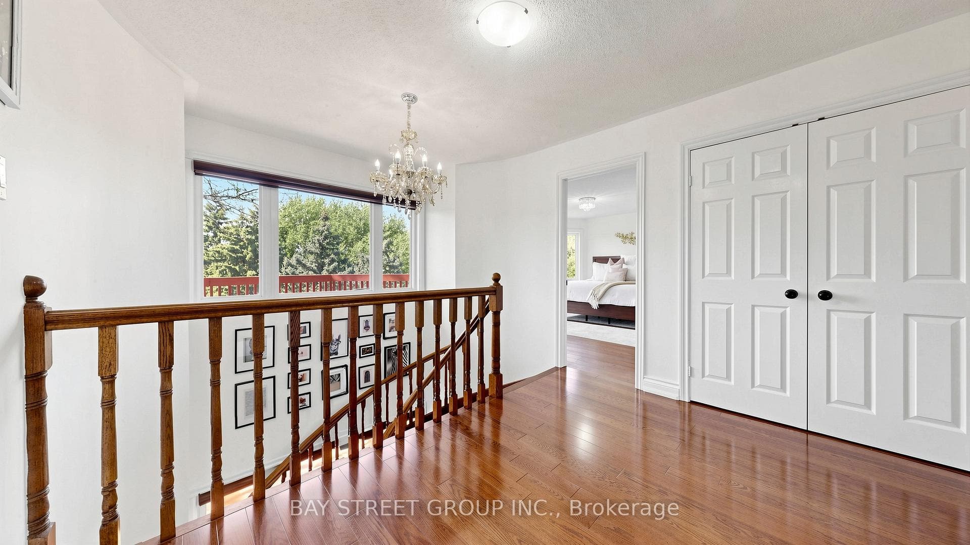 1742 Sir Monty's Drive - Detached photo 18 of 43 in Mississauga, Ontario