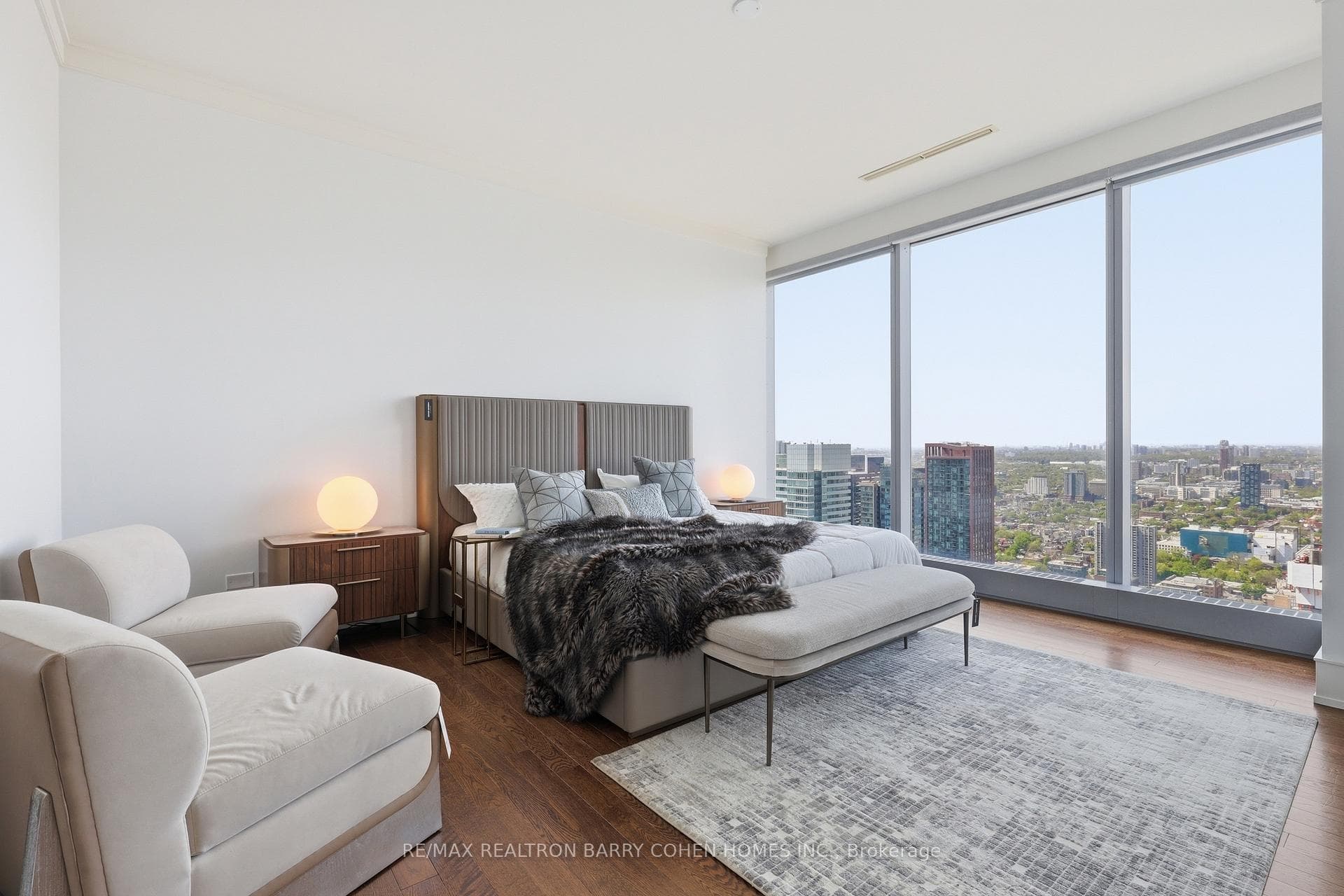 183 Wellington Street Unit 4502 - Condo photo 14 of 34 in Downtown Toronto / Waterfront, Ontario