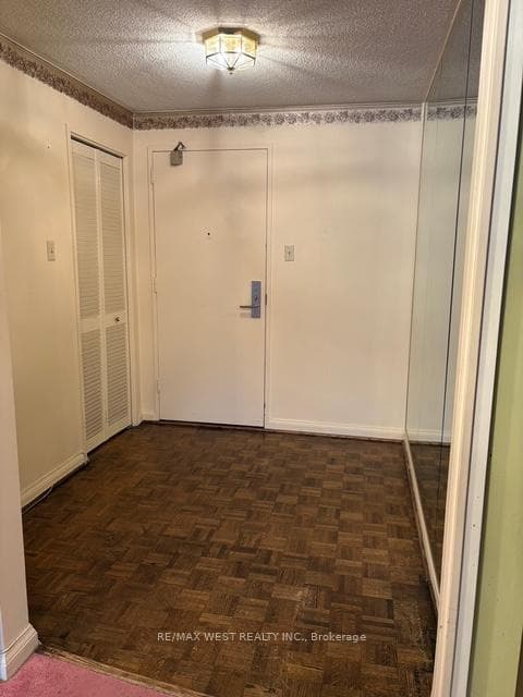 1400 Dixie Road Unit 604 - Condo photo 7 of 35 in Mississauga, Ontario