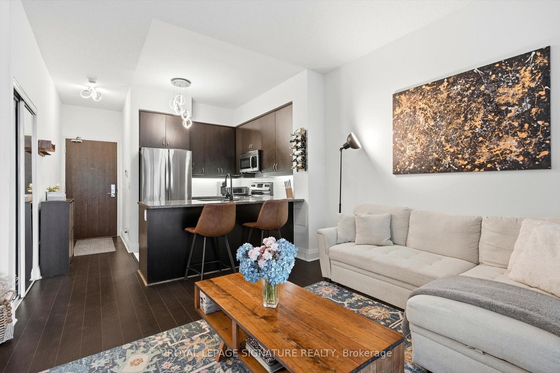1185 The Queensway N/A Unit 527 - Condo photo 1 of 25 in Etobicoke (Islington / Rexdale), Ontario