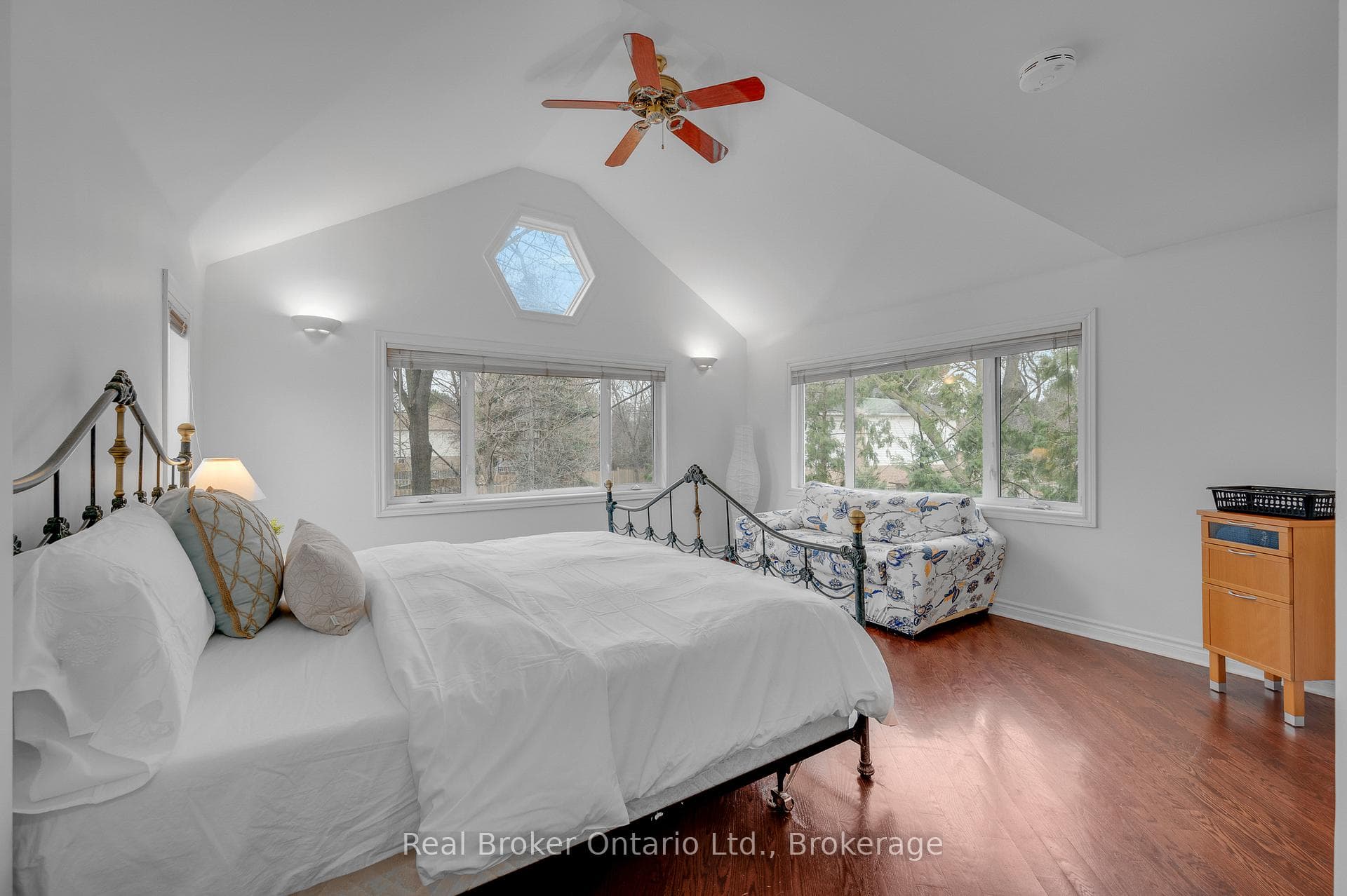 6366 Miller's Grove - Detached photo 22 of 46 in Mississauga, Ontario