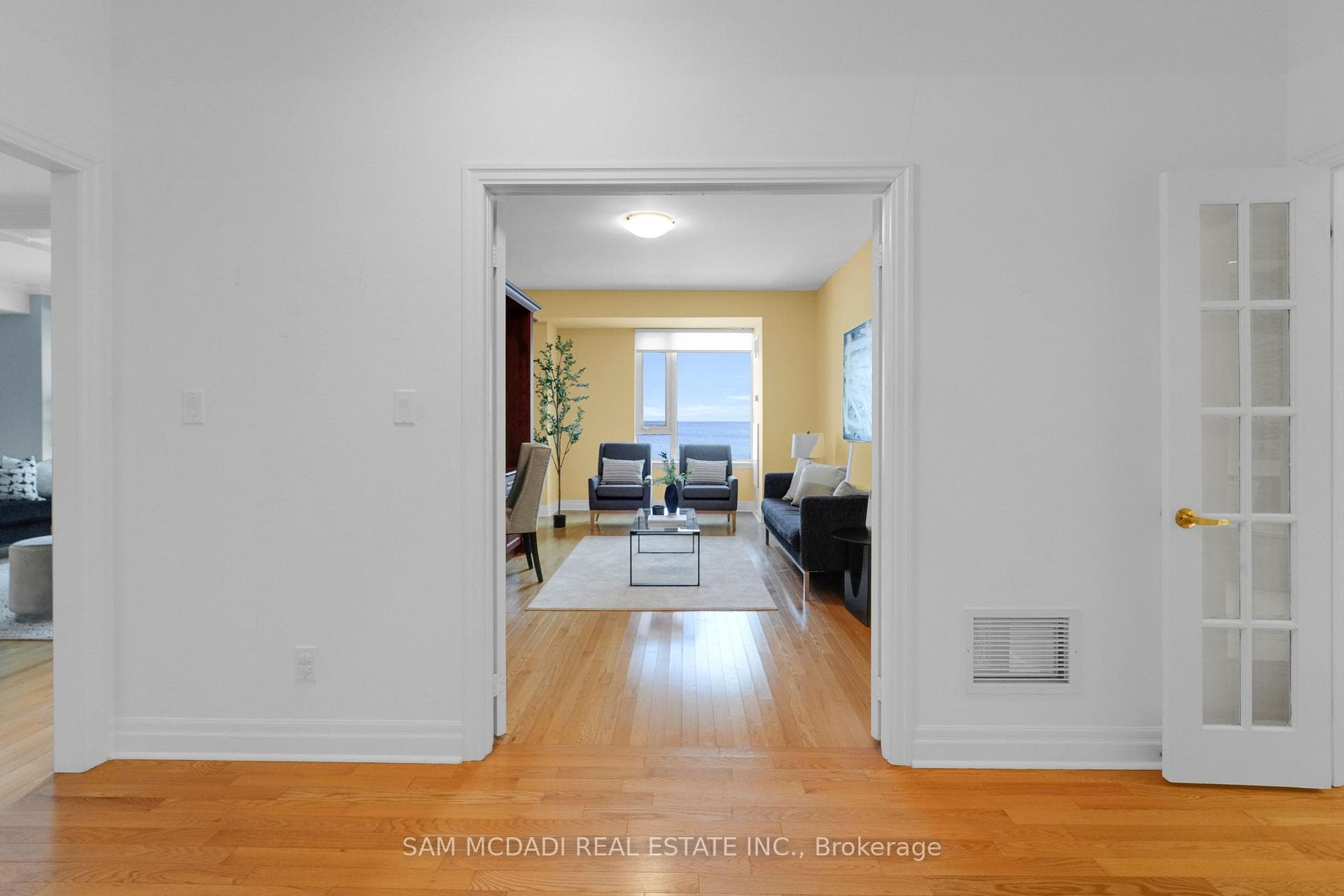 65 Port Street Unit 509 - Condo photo 2 of 45 in Mississauga, Ontario