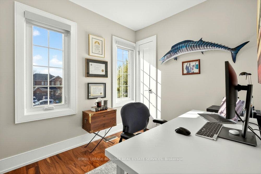 1078 Augustus Drive - Detached photo 36 of 49 in Burlington, Ontario
