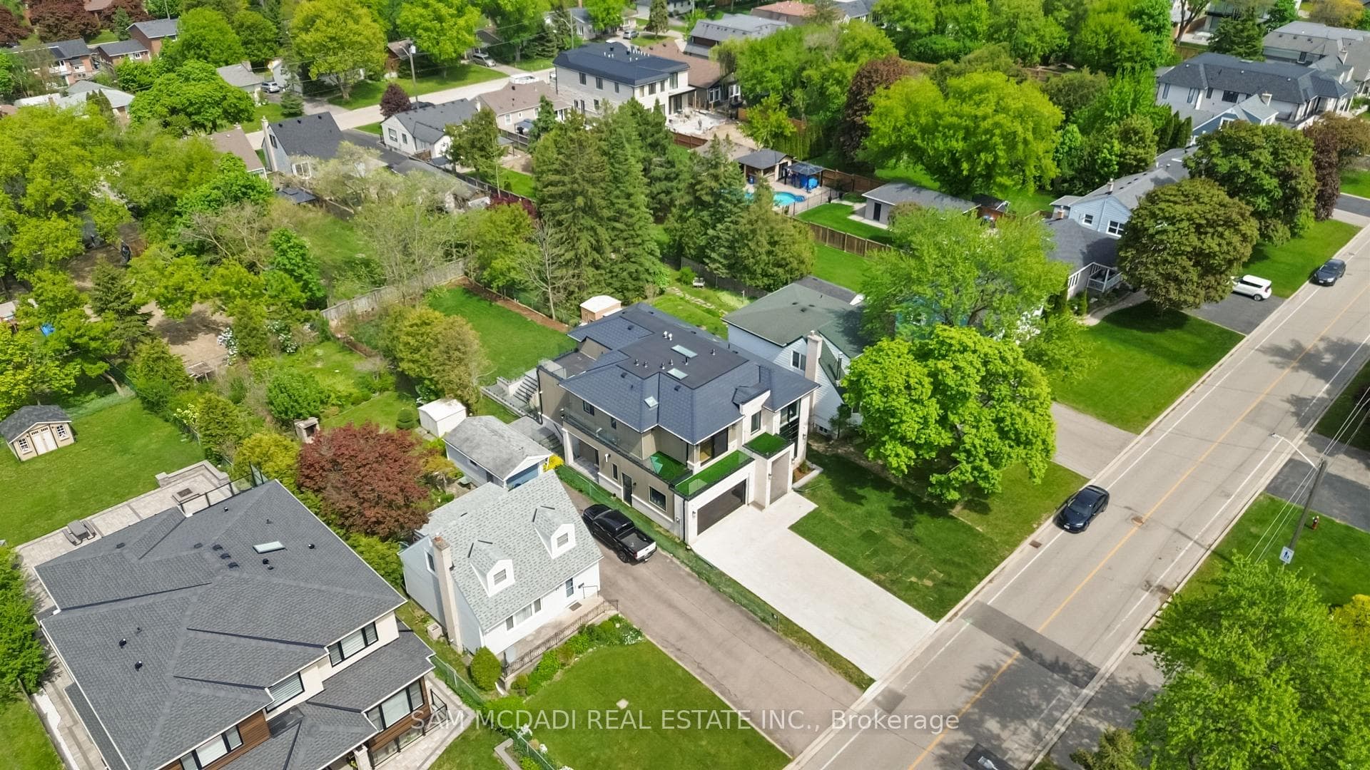 9 Earl Street - Detached photo 46 of 47 in Mississauga, Ontario