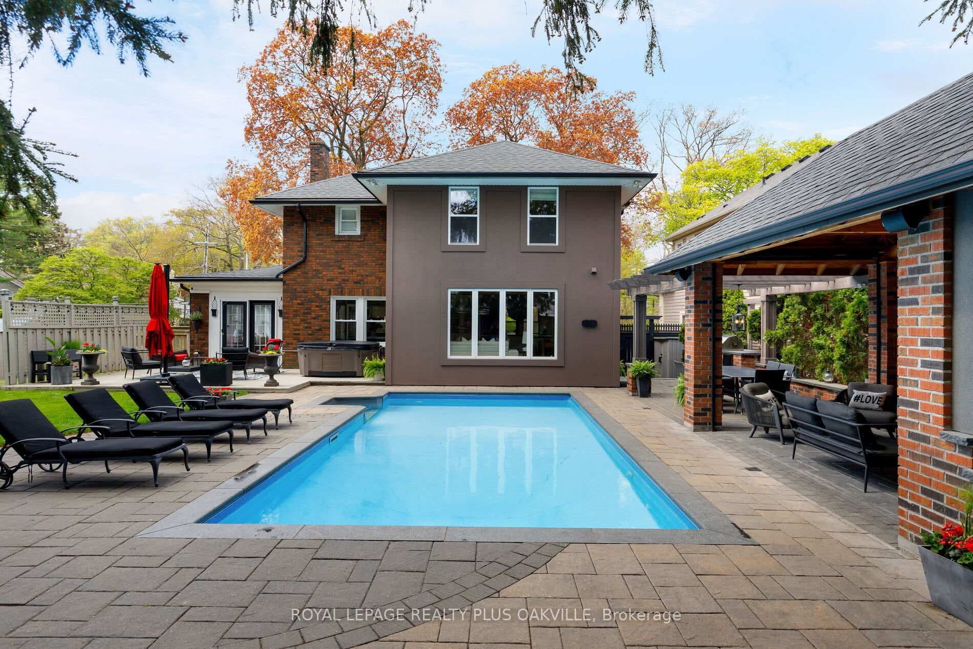 373 Rossmore Boulevard - Detached photo 42 of 50 in Burlington, Ontario
