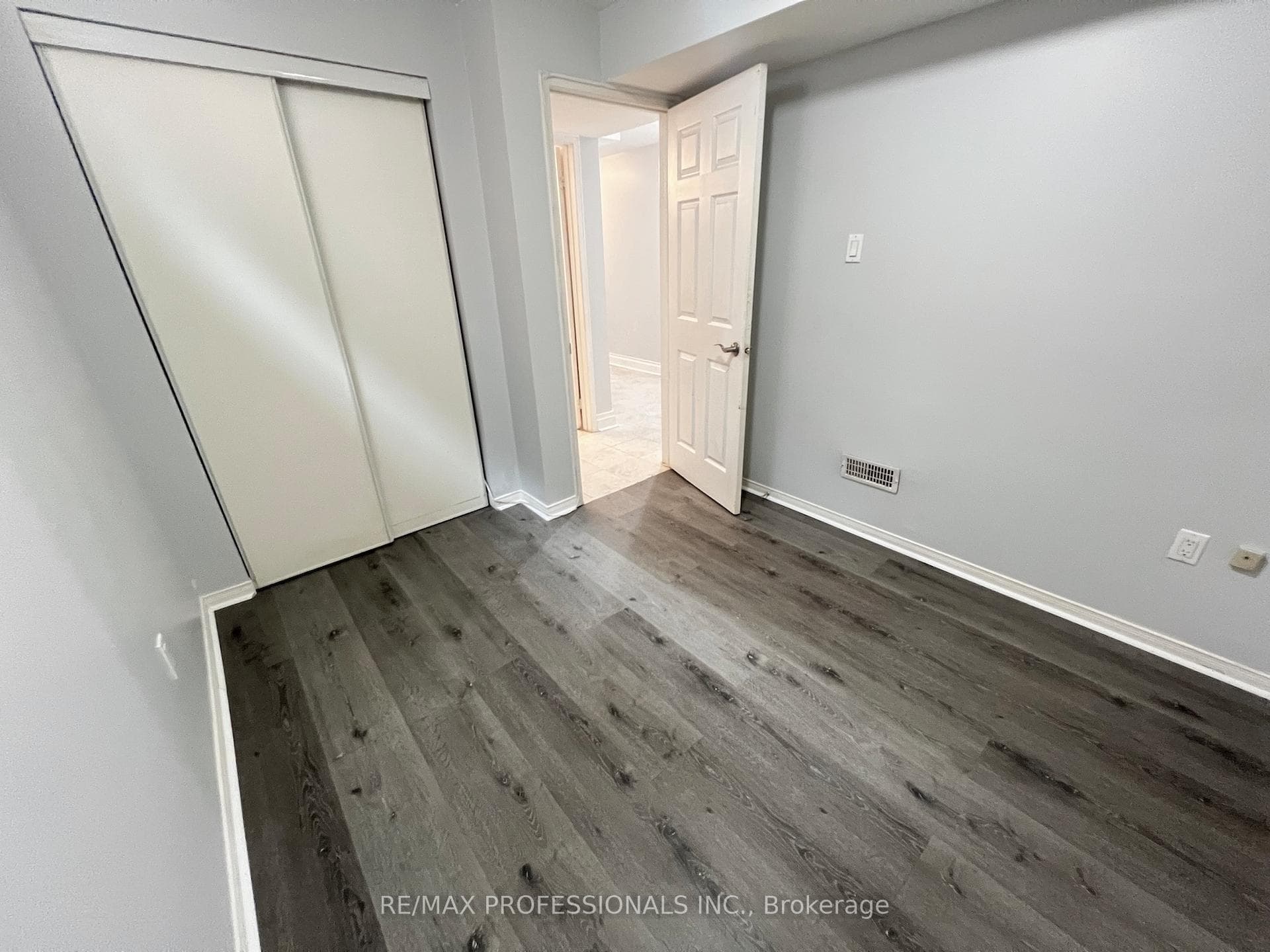 110 Springview Drive - Detached photo 33 of 40 in Brampton, Ontario